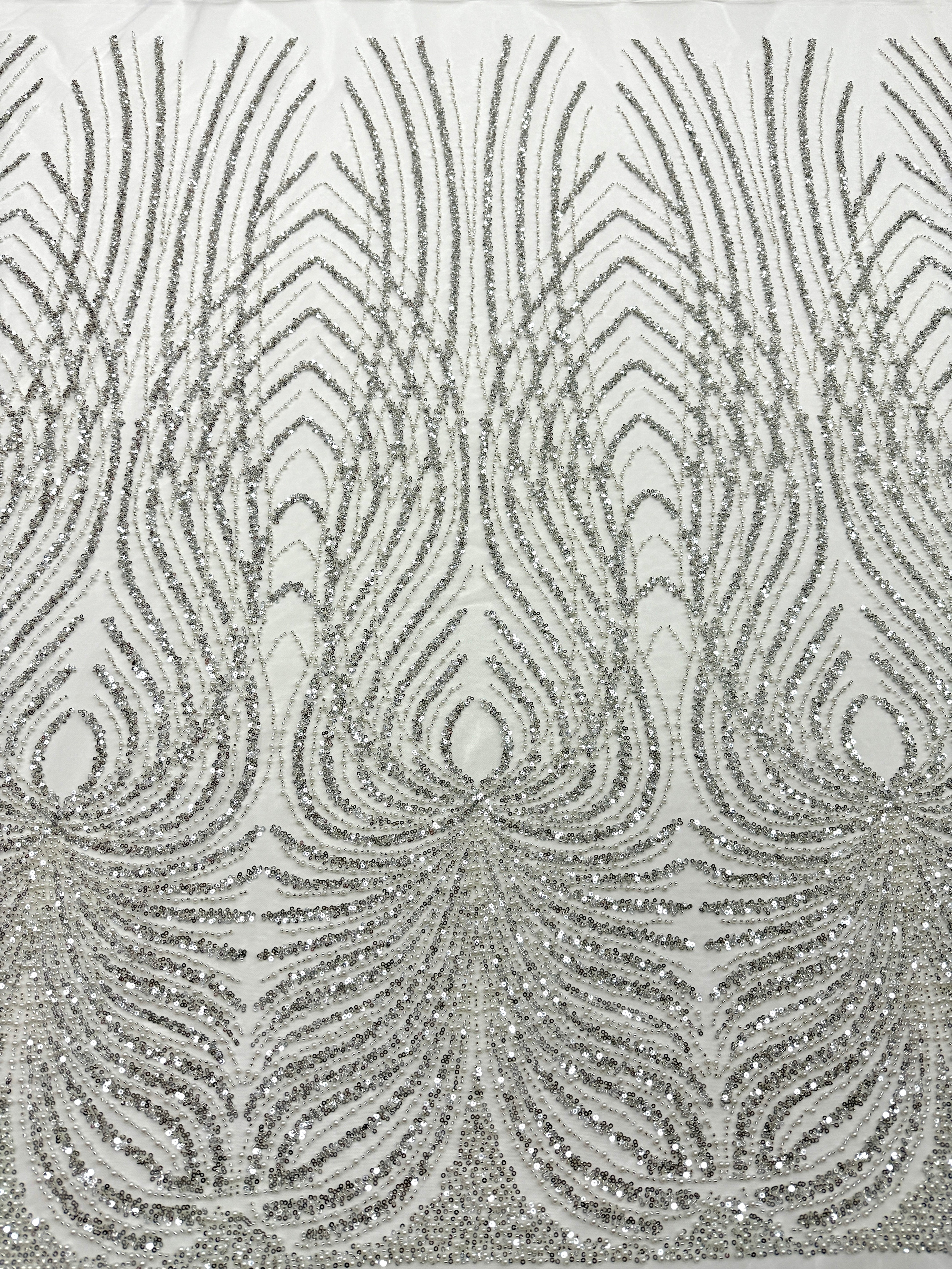 Cupon 1.53 m din Dantela Couture Argintie pe Tulle Ivory cu Panou, cu Perle, Margele si Paiete