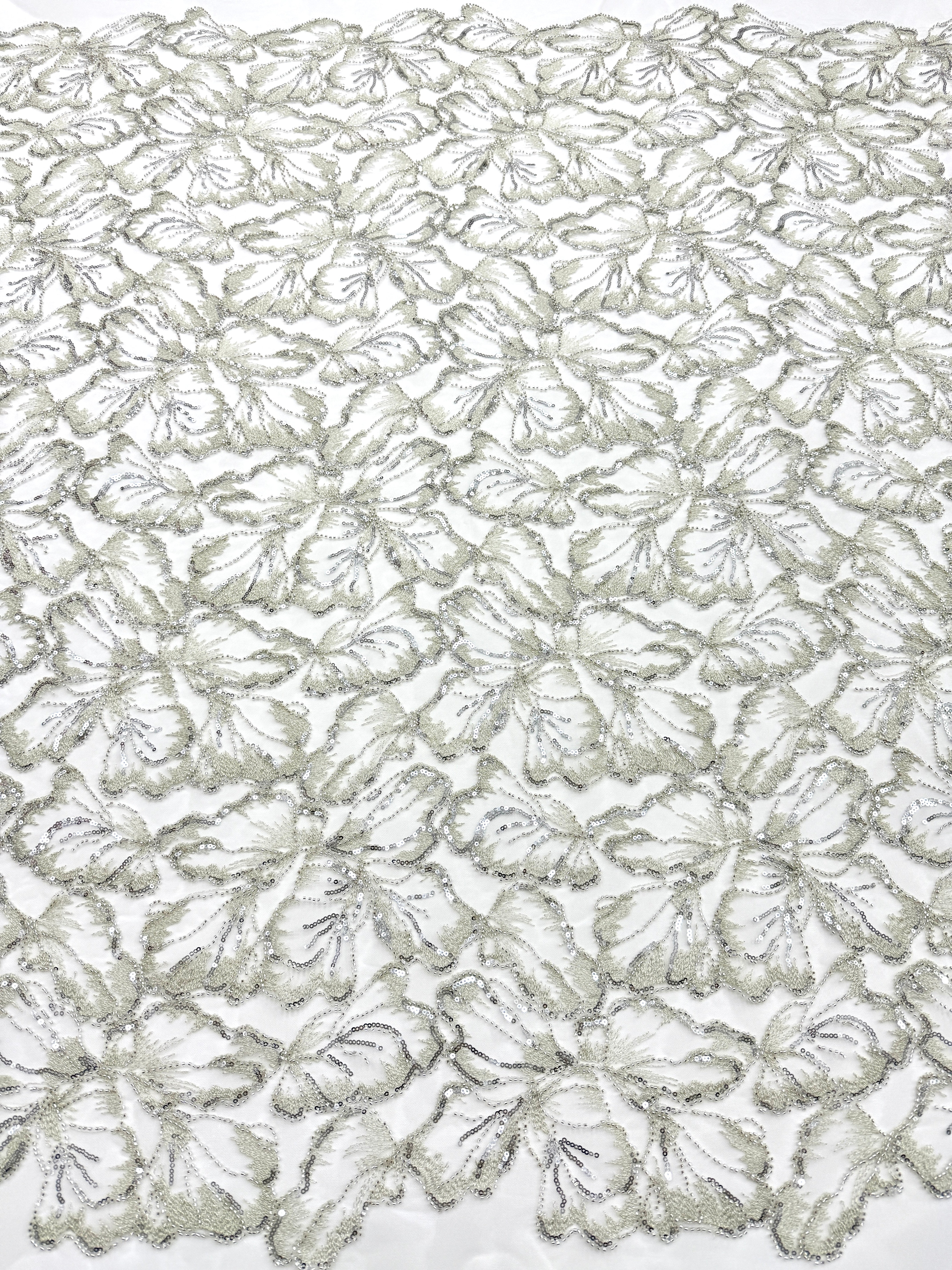 Dantela Couture Argintie pe Tulle Ivory cu Model Floral, cu Margele si Paiete