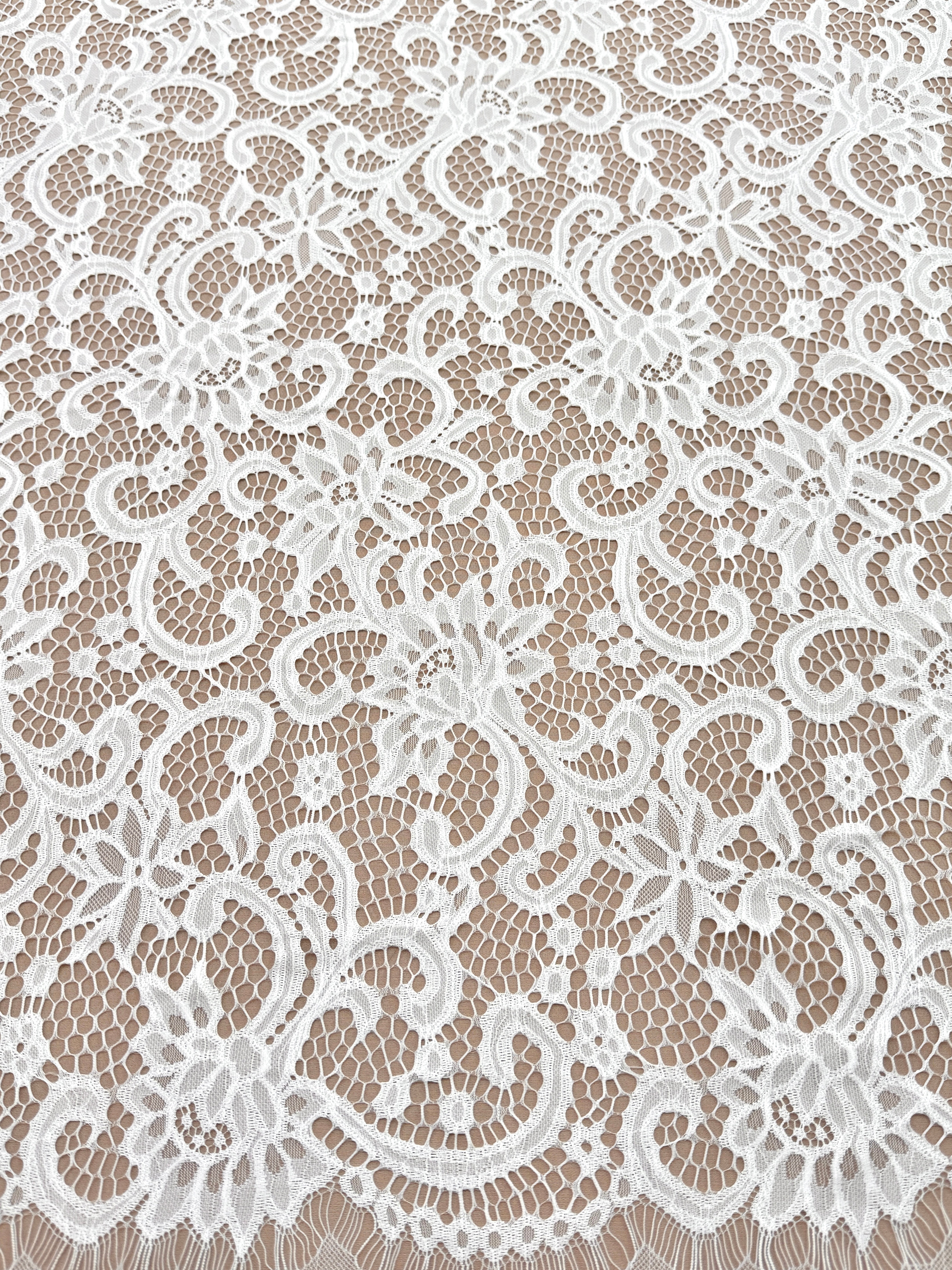 Dantelă Chantilly Ivory - Cupon 3 m