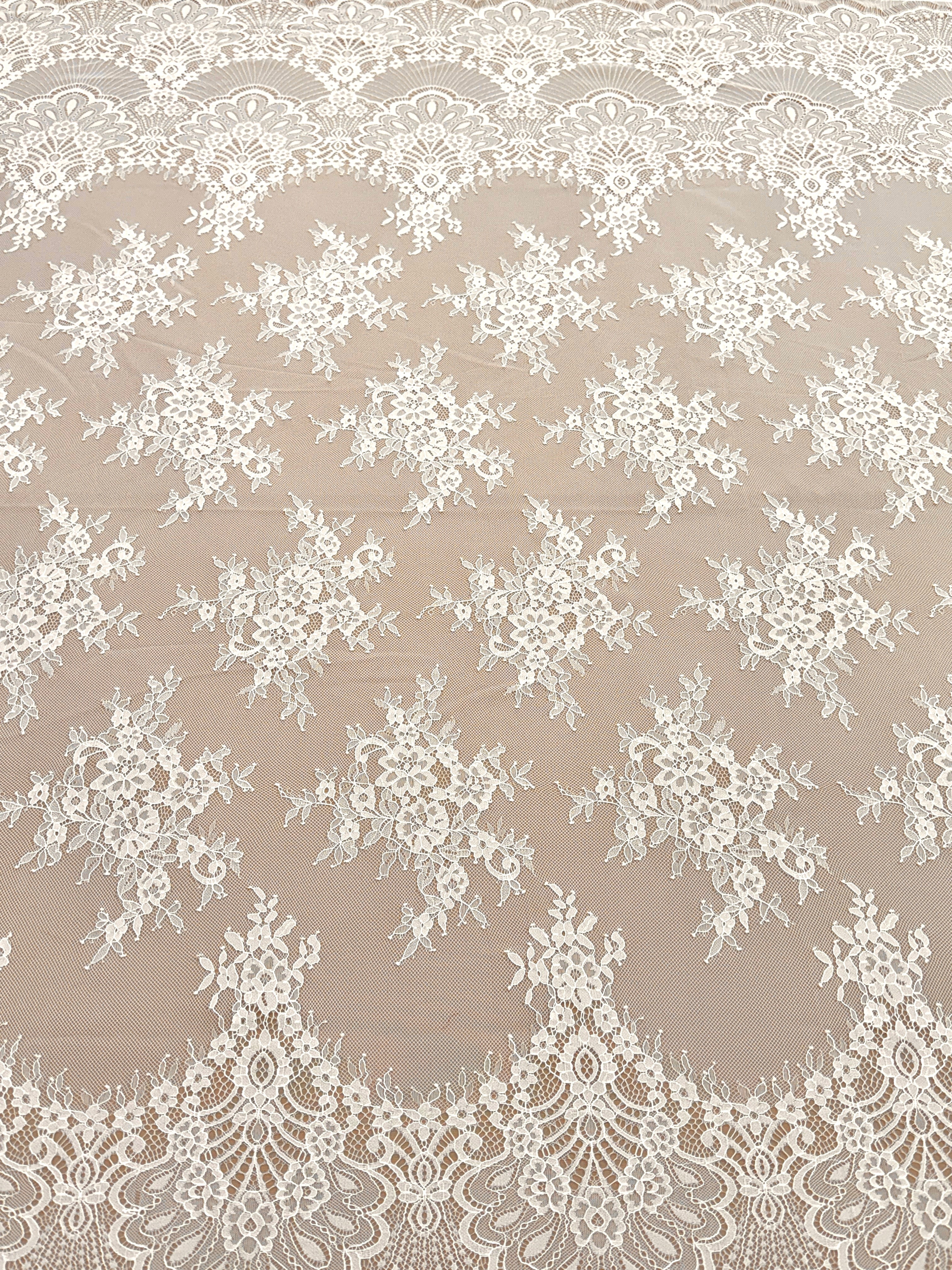 Dantela Chantilly Ivory - Cupon 3 m