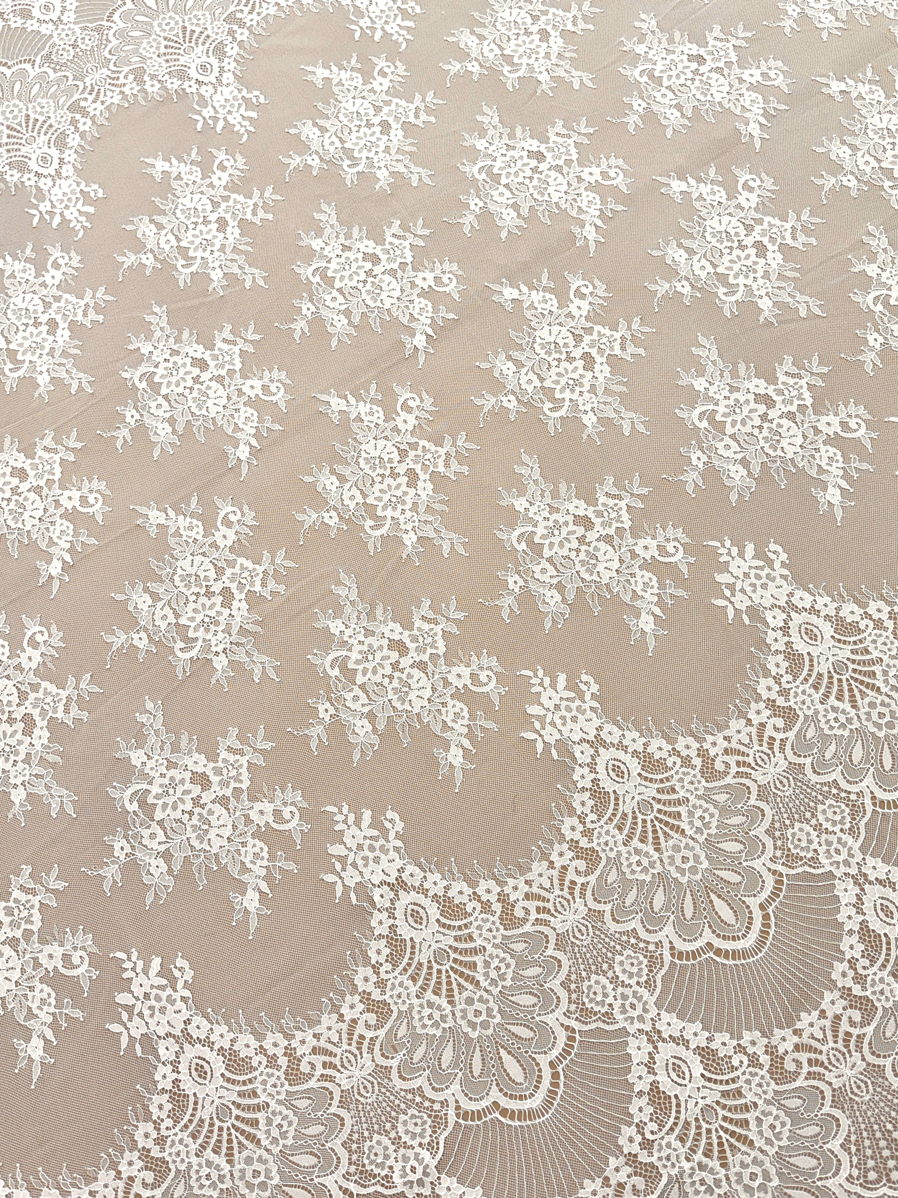 Dantela Chantilly Ivory - Cupon 3 m