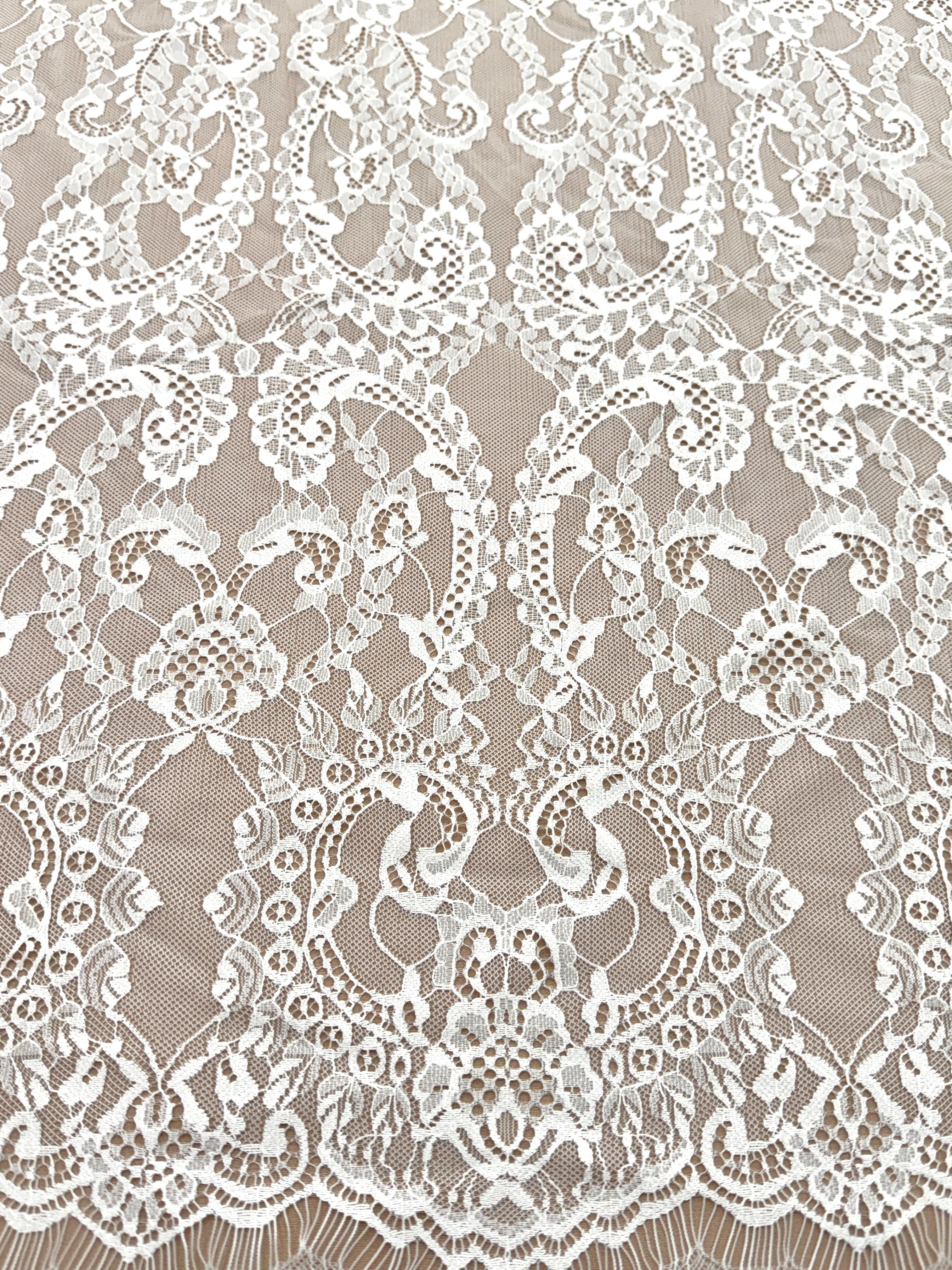 Dantela Chantilly Ivory - Cupon 3 m