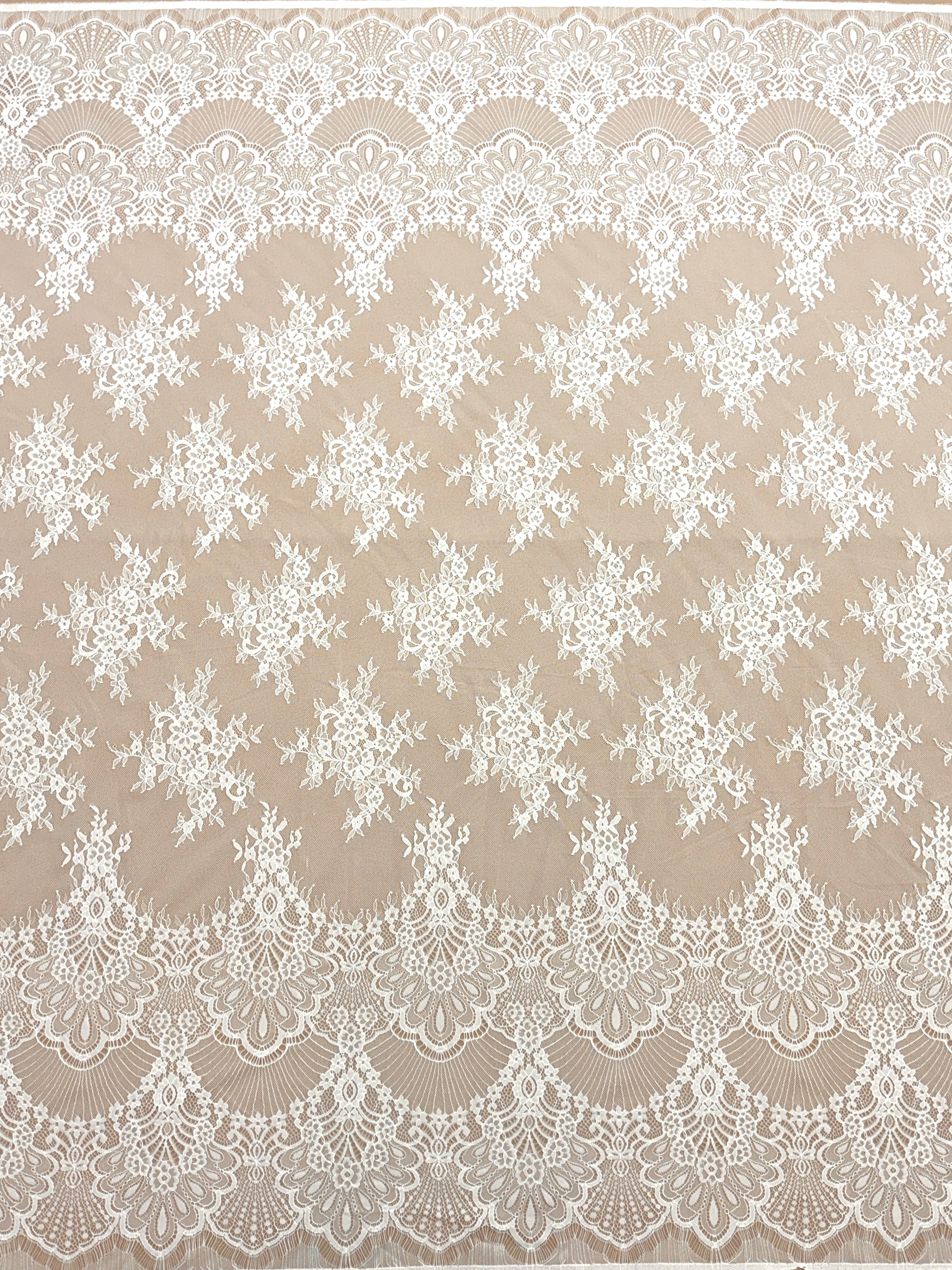Dantela Chantilly Ivory - Cupon 3 m