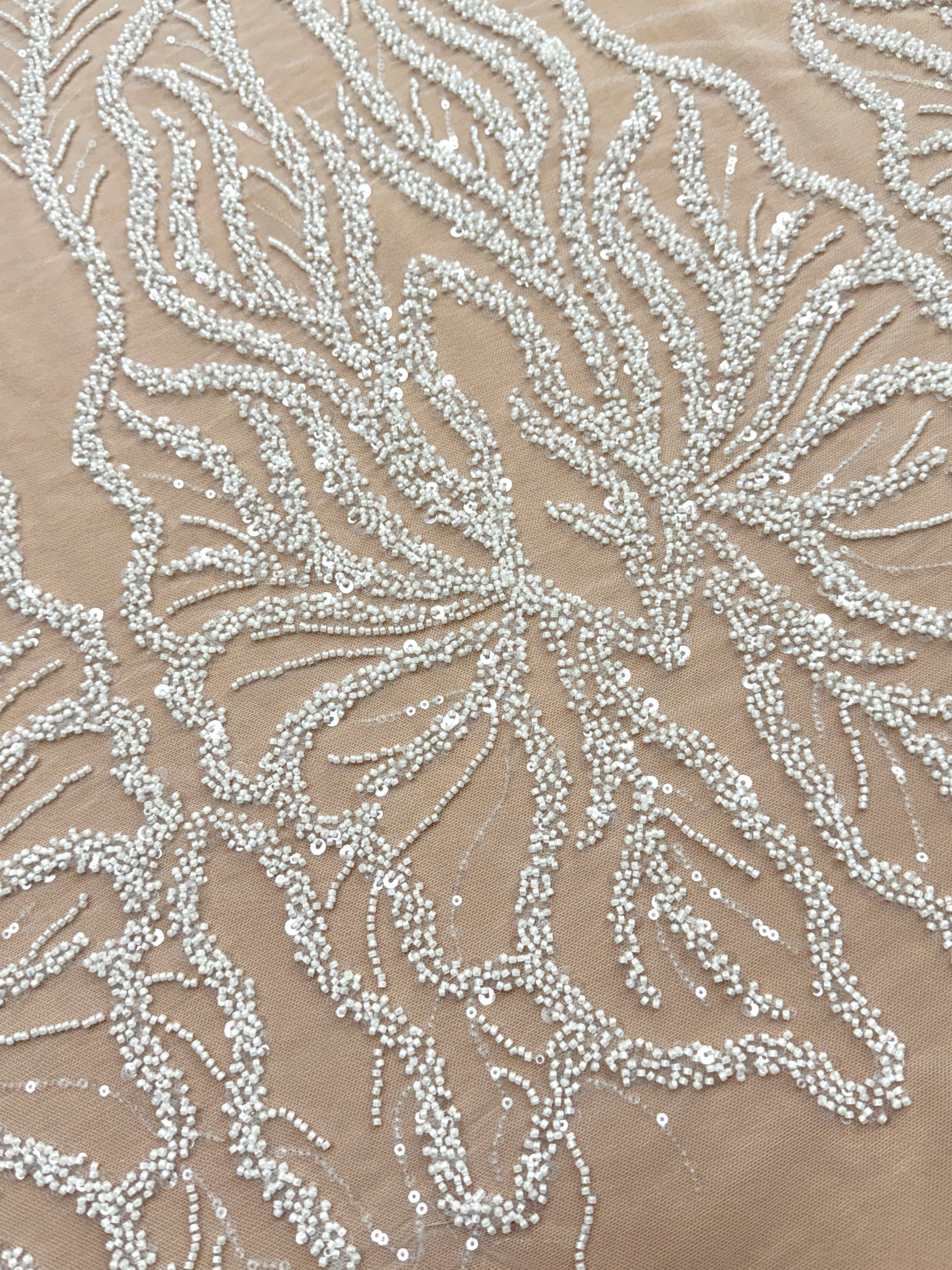 Dantela Couture Ivory cu Panou, cu Margele si Paiete