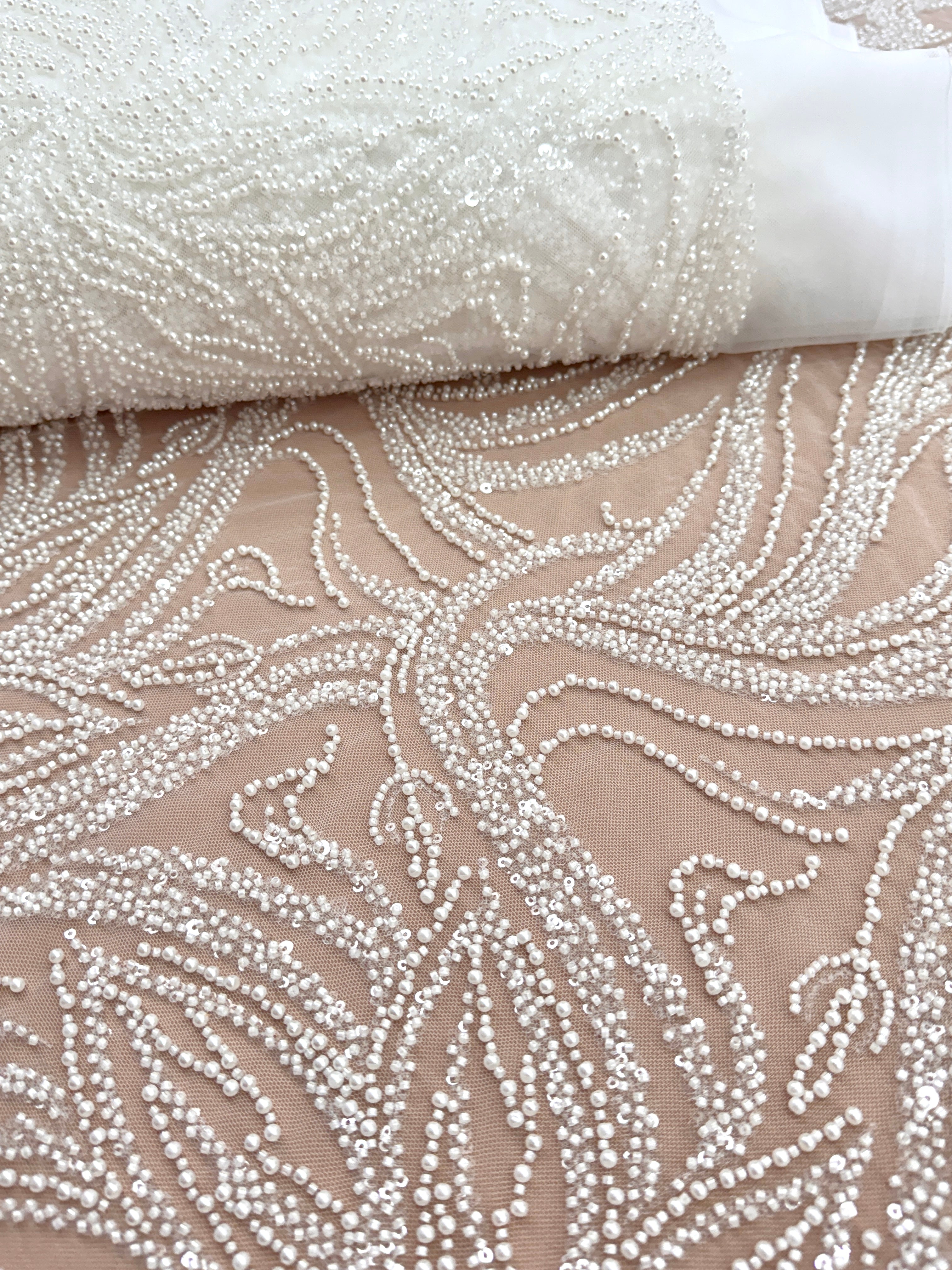 Dantela Couture Ivory cu Model Floral, Perle, Margele si Paiete