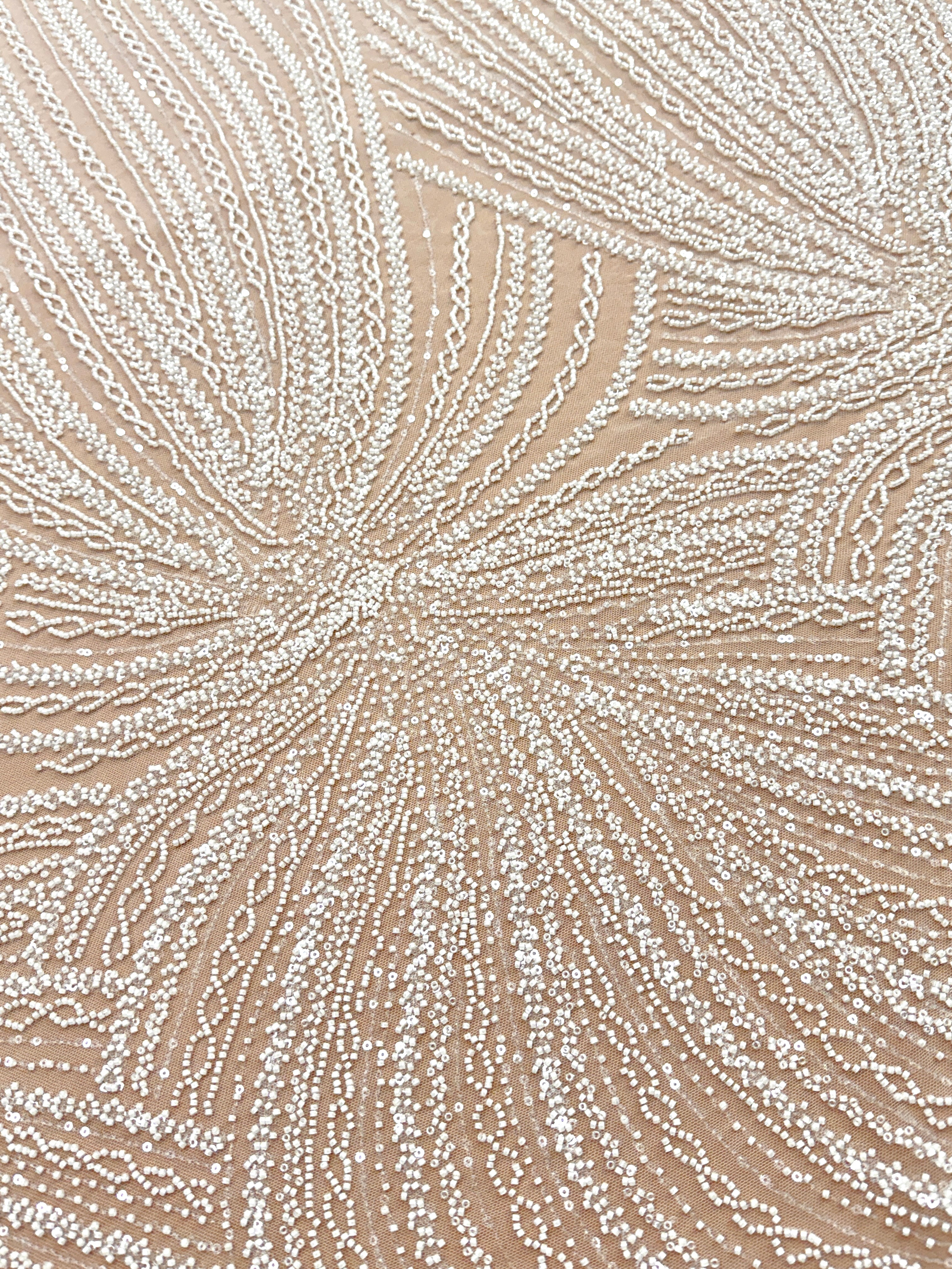 Dantela Couture Ivory cu Model Liniar, cu Margele si Paiete