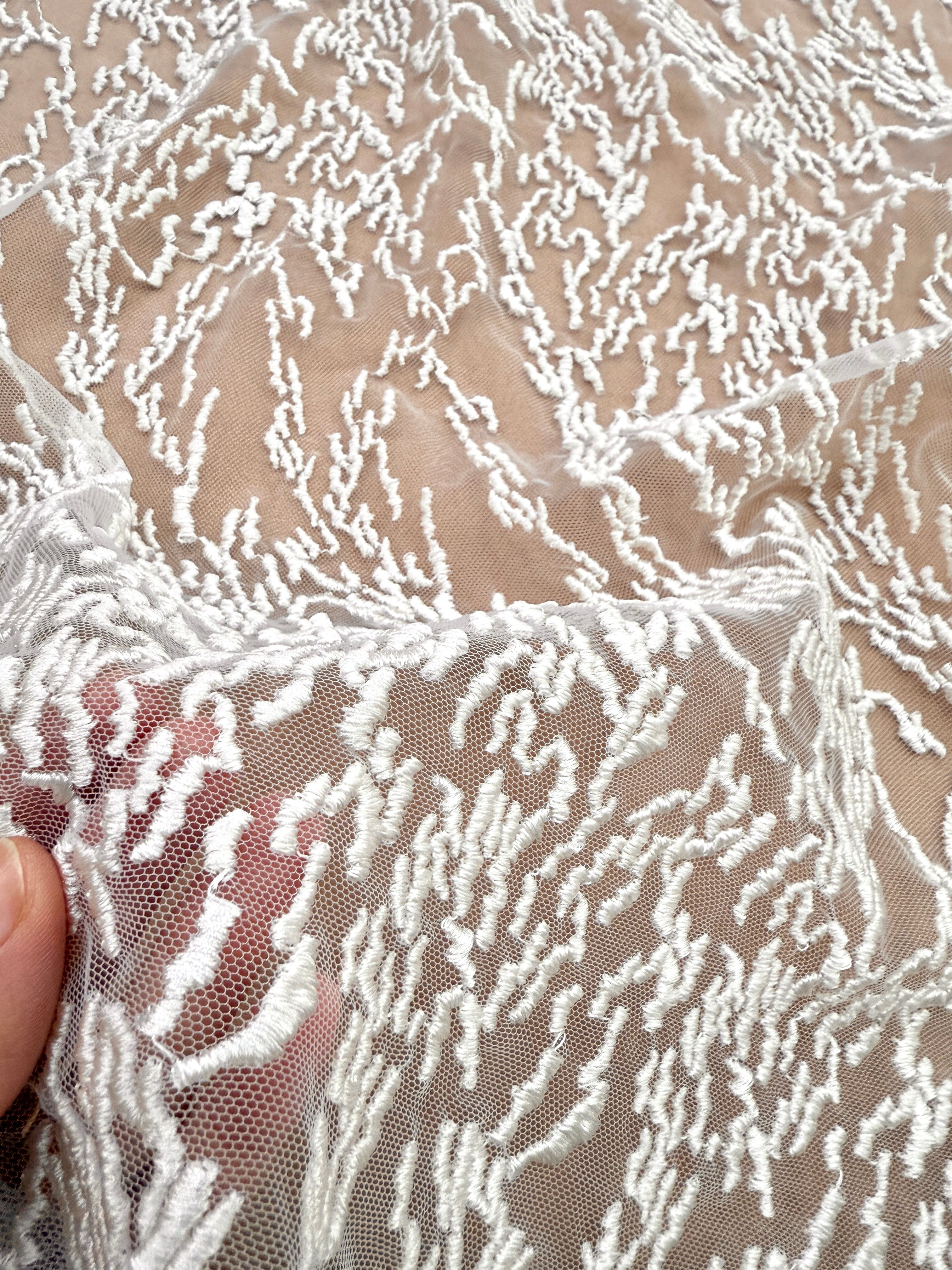 Dantela Couture Ivory Brodata
