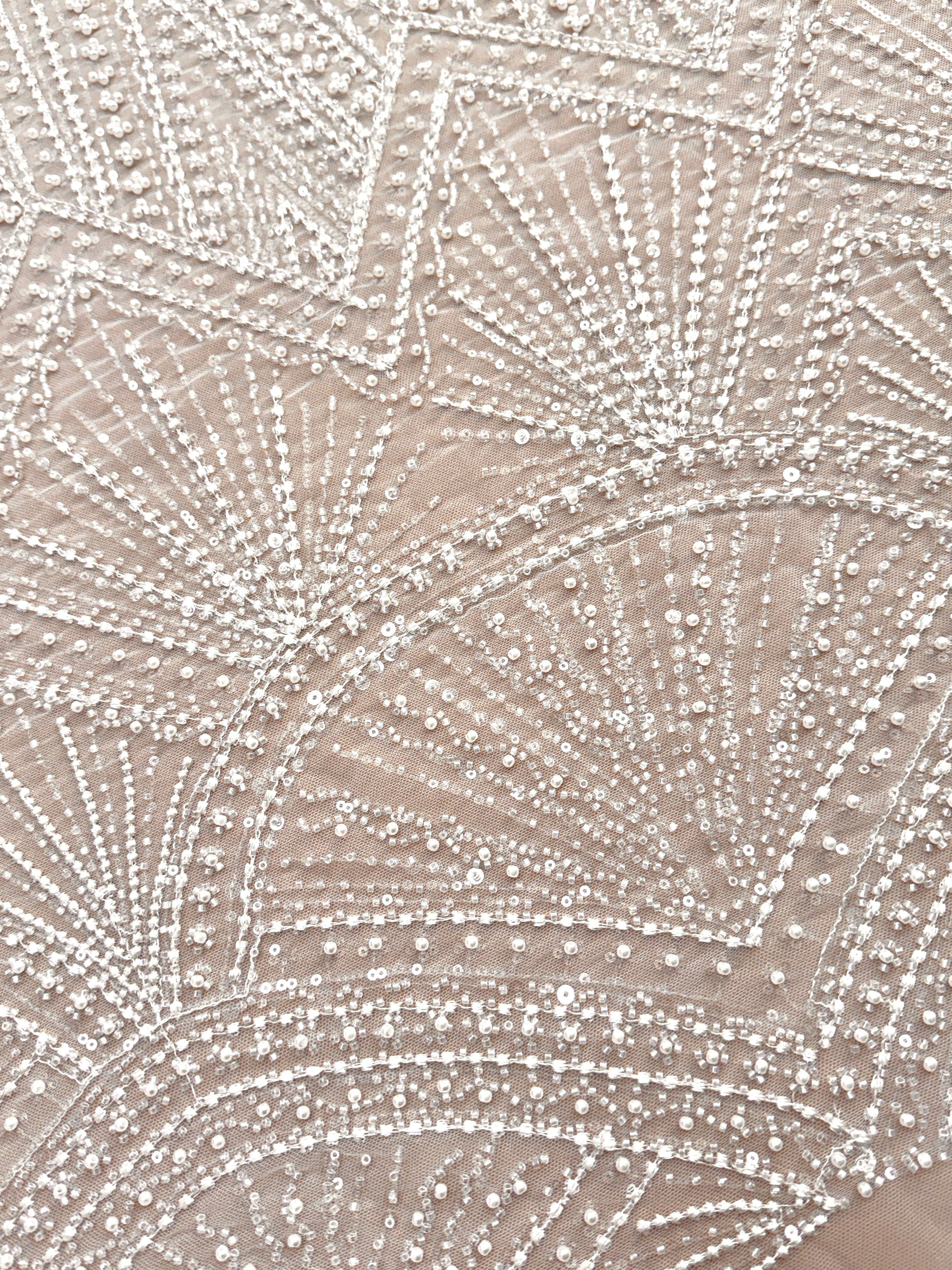 Dantela Couture Ivory cu Model Geometric, cu Perle, Margele si Paiete