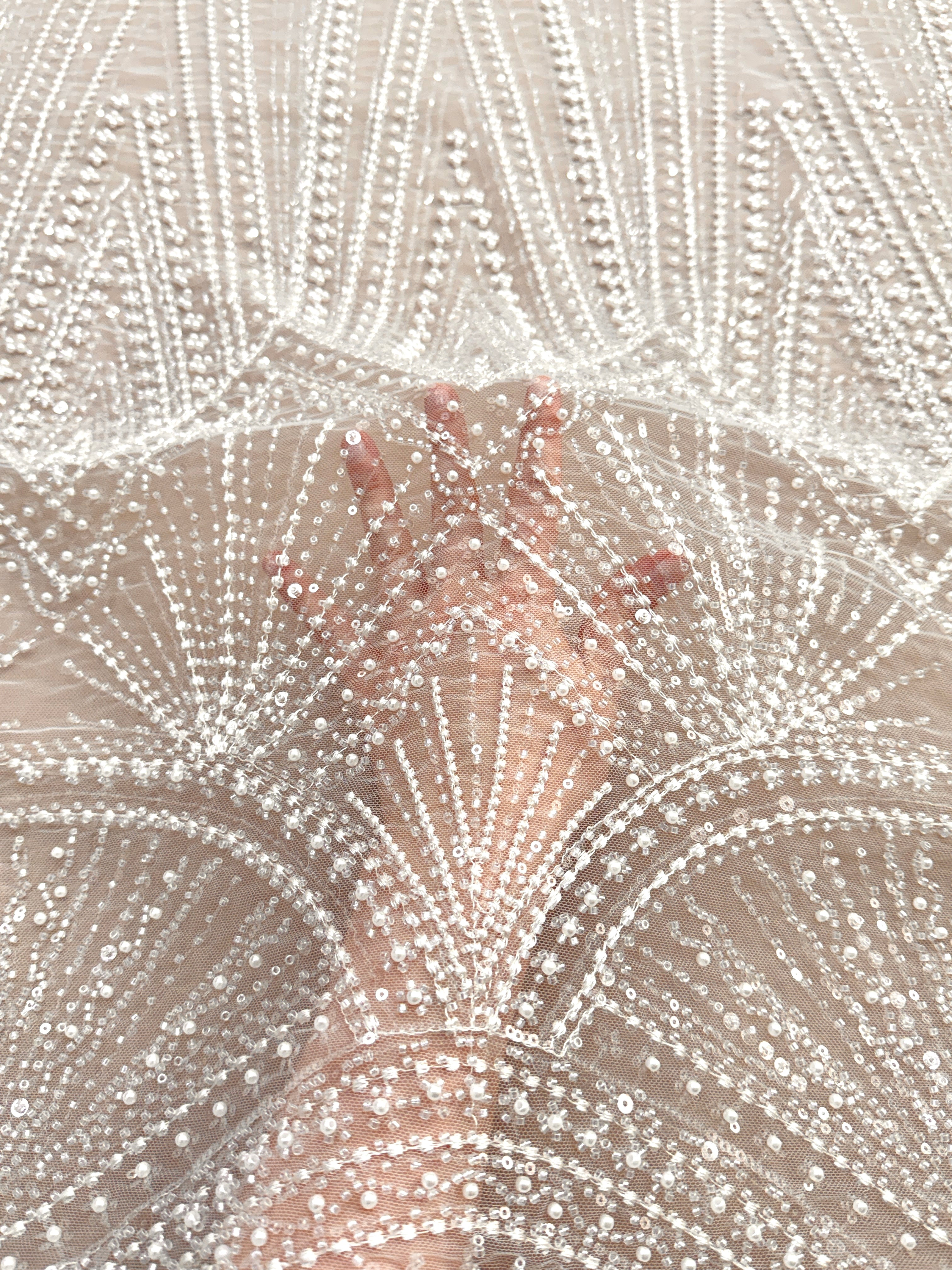 Dantela Couture Ivory cu Model Geometric, cu Perle, Margele si Paiete