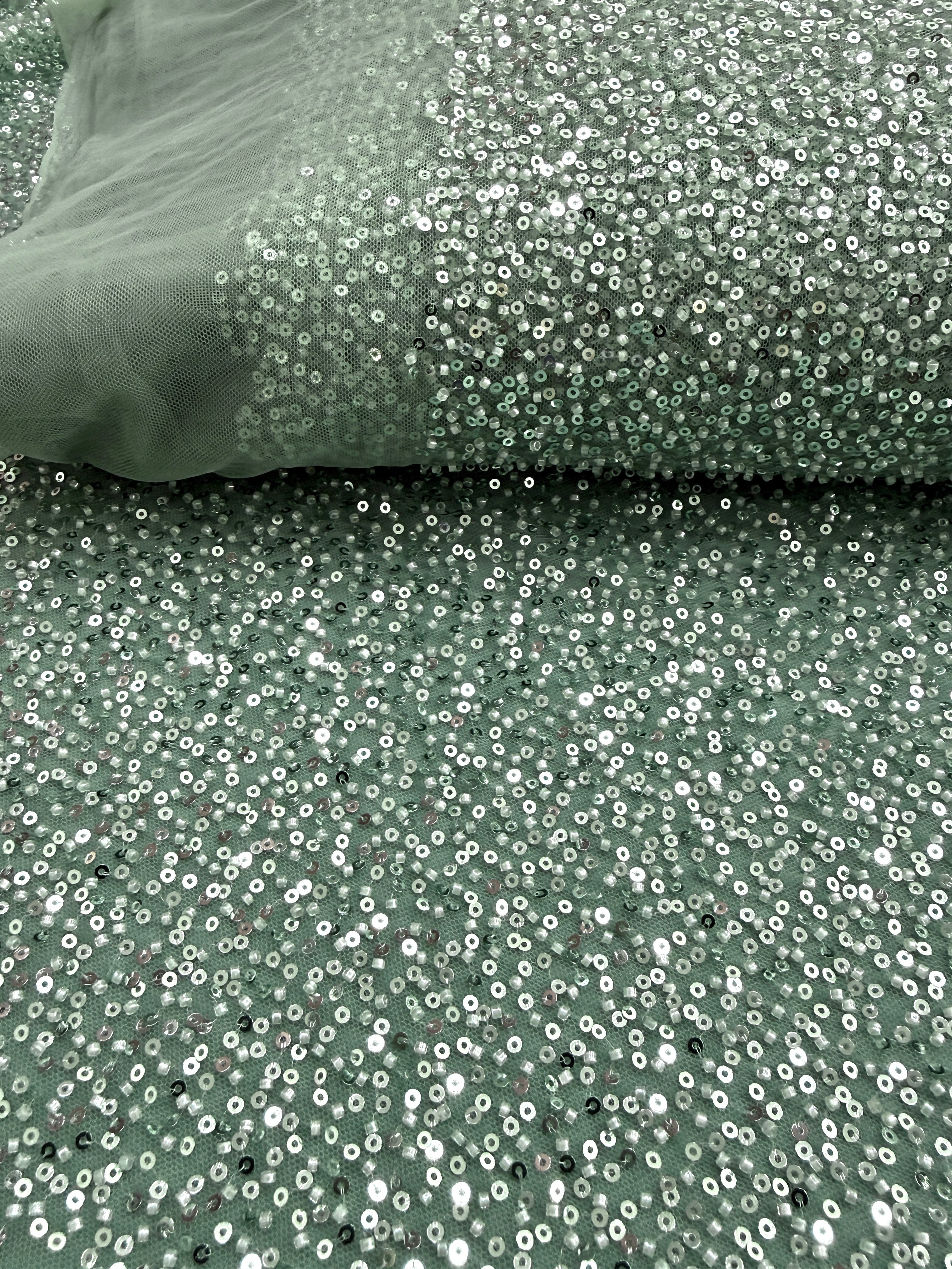 Dantela Couture Verde Prafuit Model General, cu Margele si Paiete