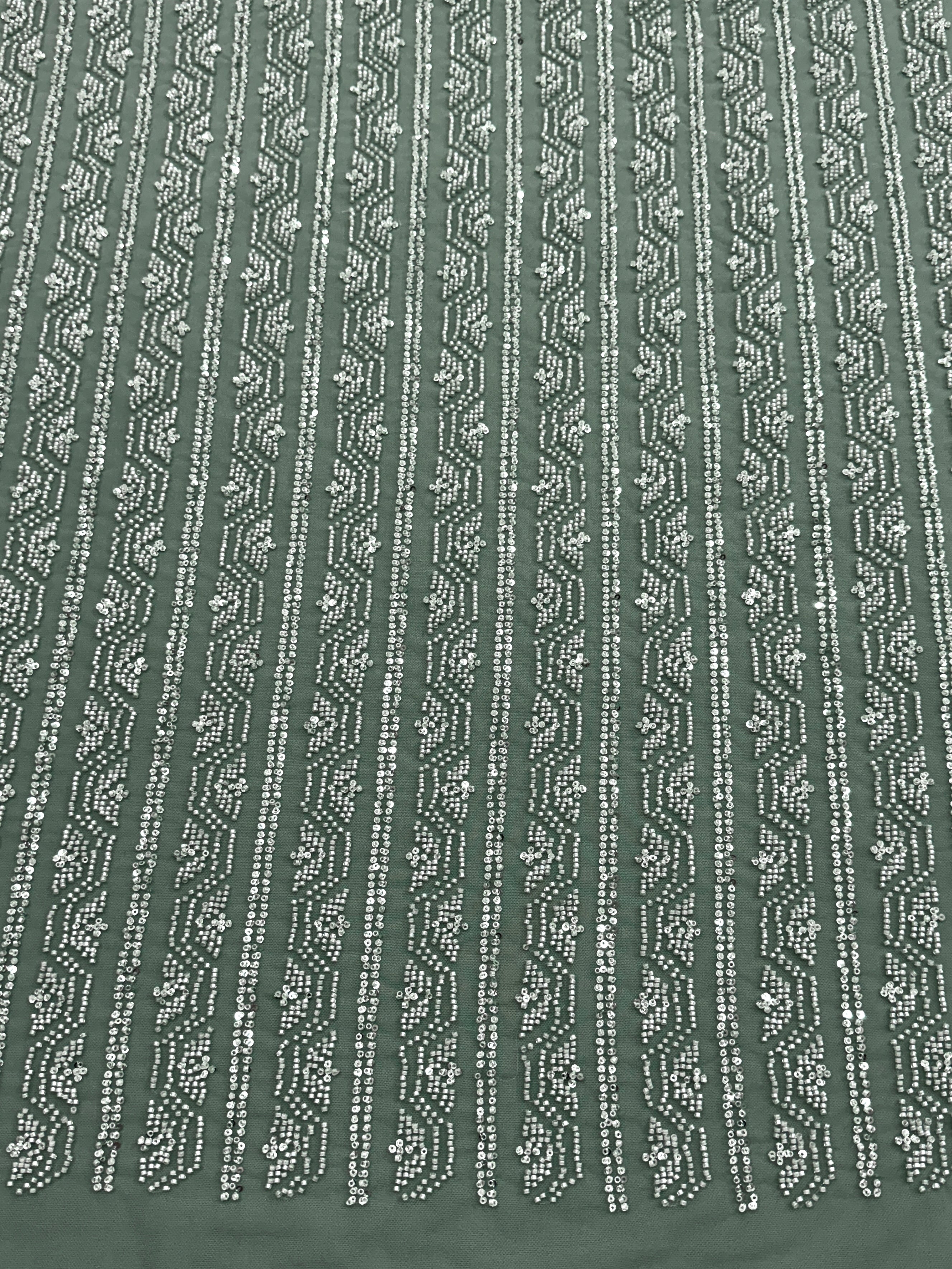 Dantela Couture Verde Prafuit cu Model Geometric, cu Margele