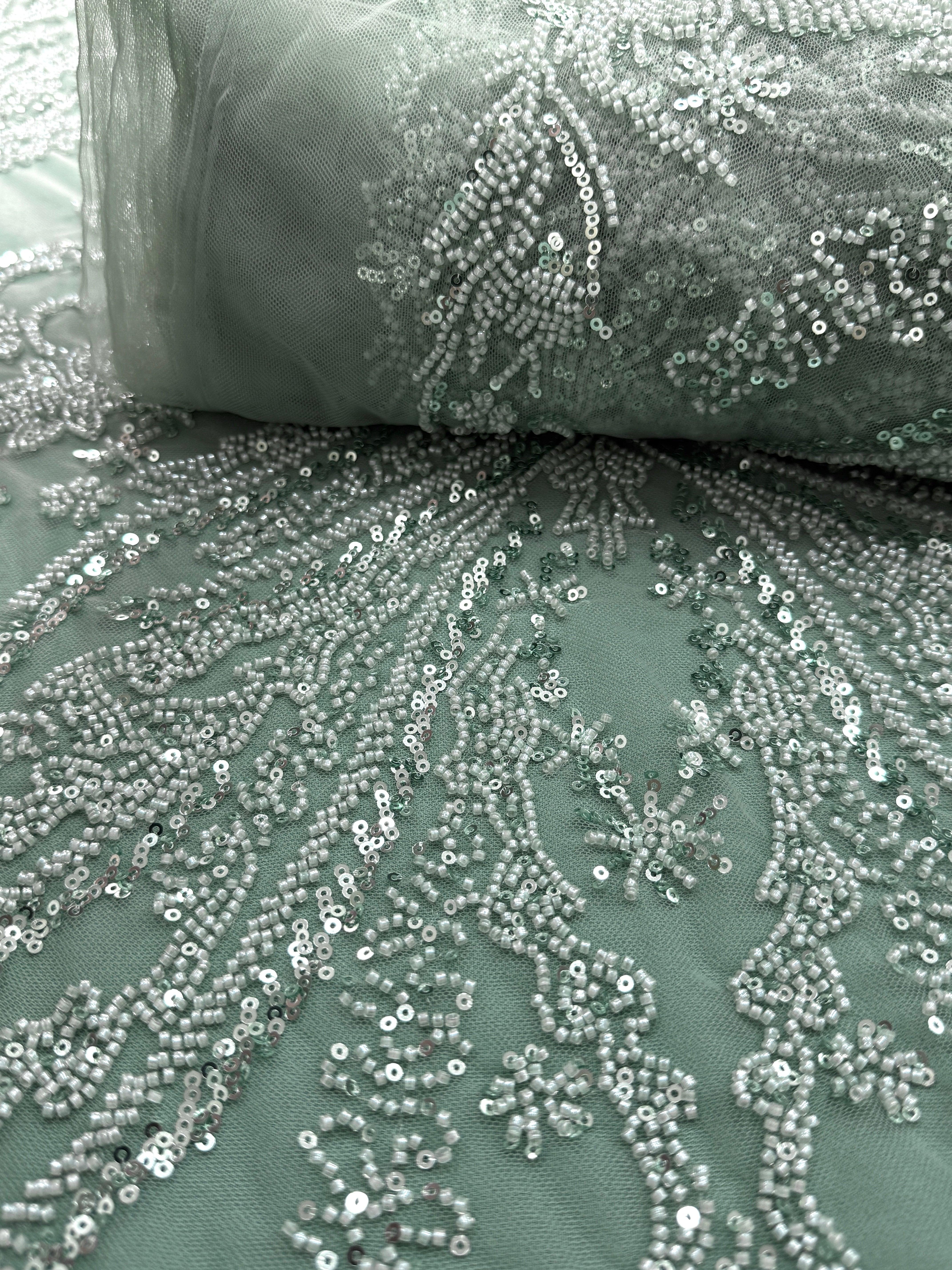 Dantela Couture Verde Prafuit cu Model Floral, cu Margele si Paiete