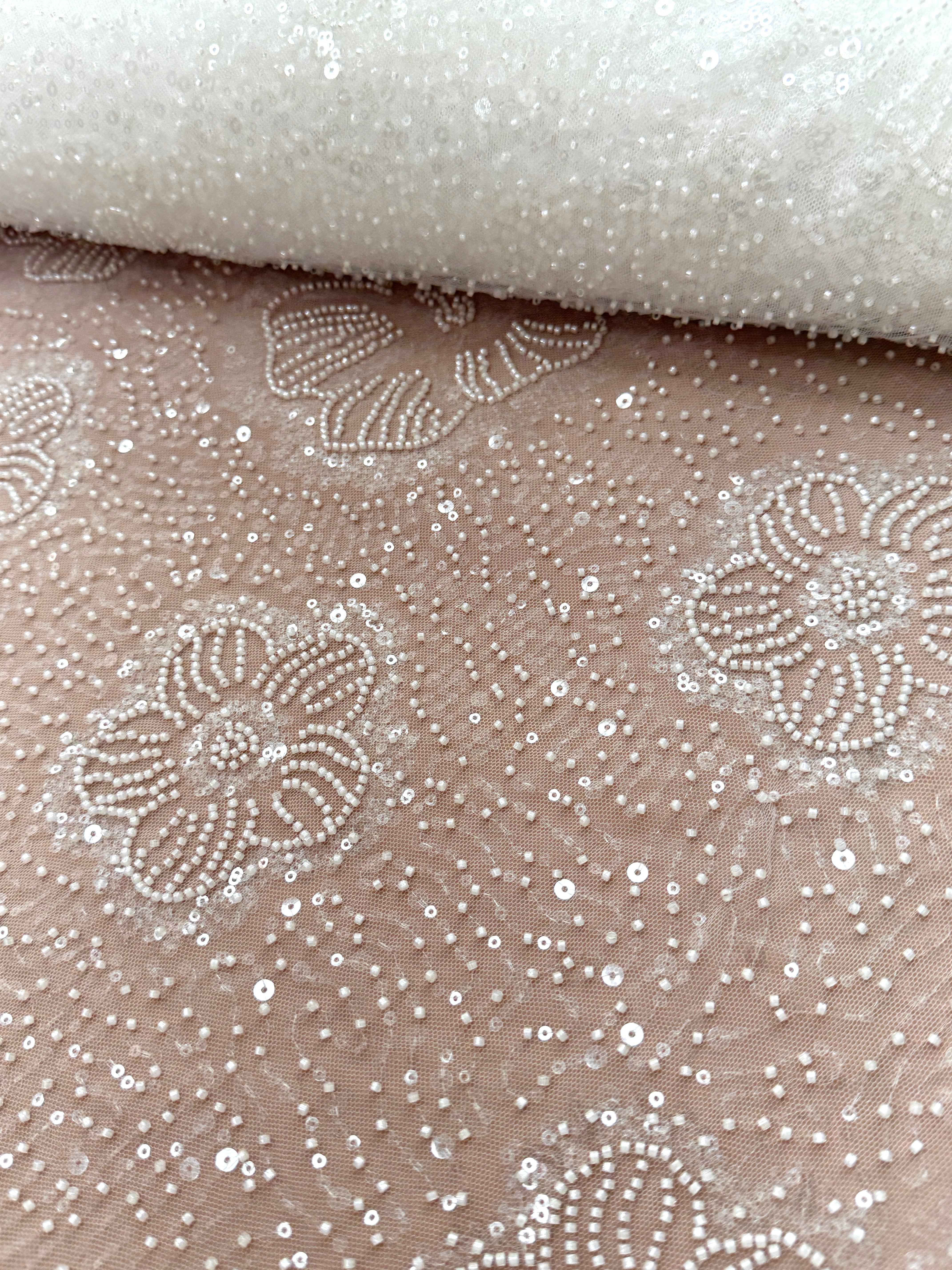 Dantela Couture Ivory cu Model Floral, cu Margele si Paiete