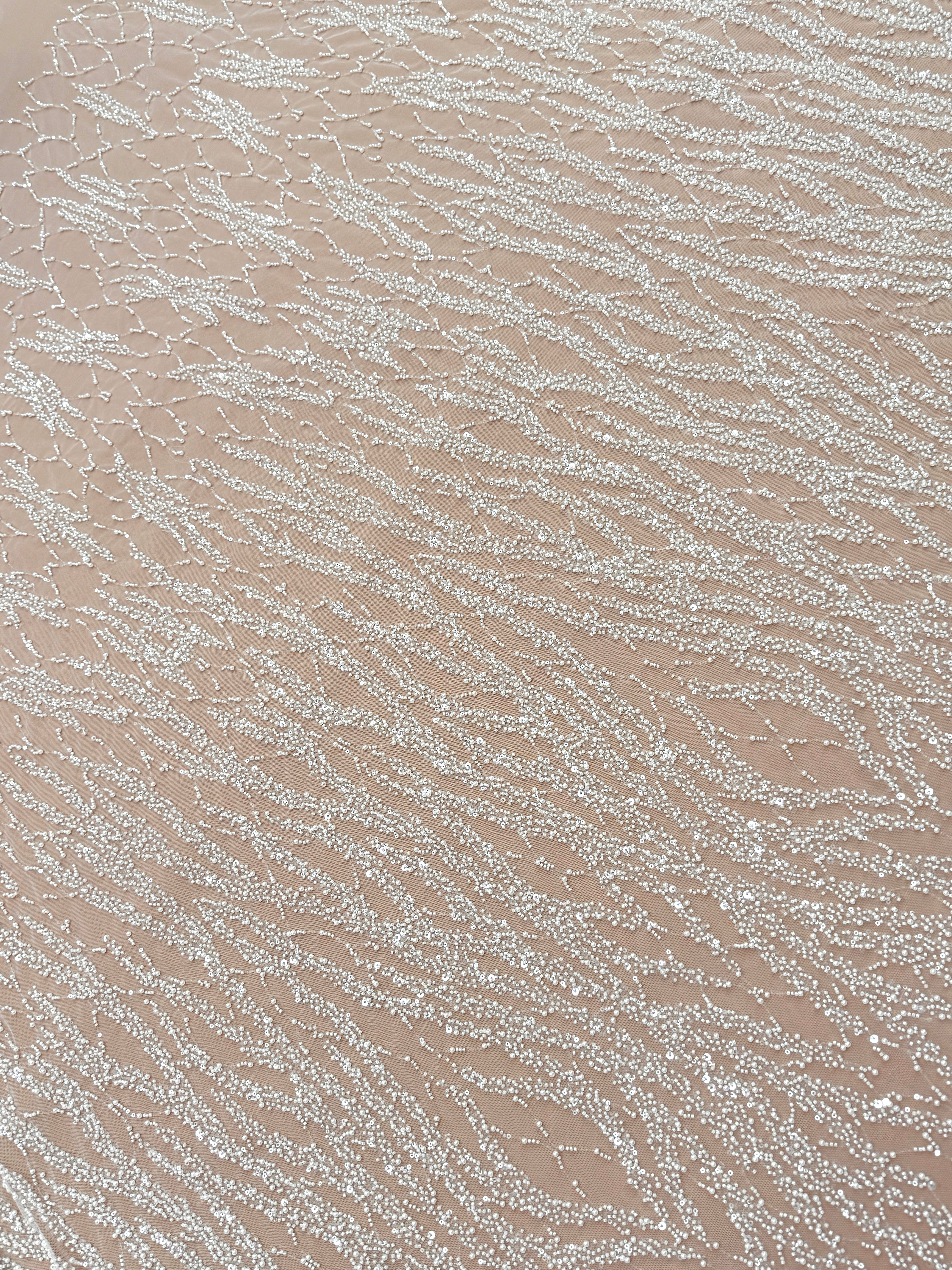 Dantela Couture Ivory cu Siraguri, cu Perle, Margele si Paiete