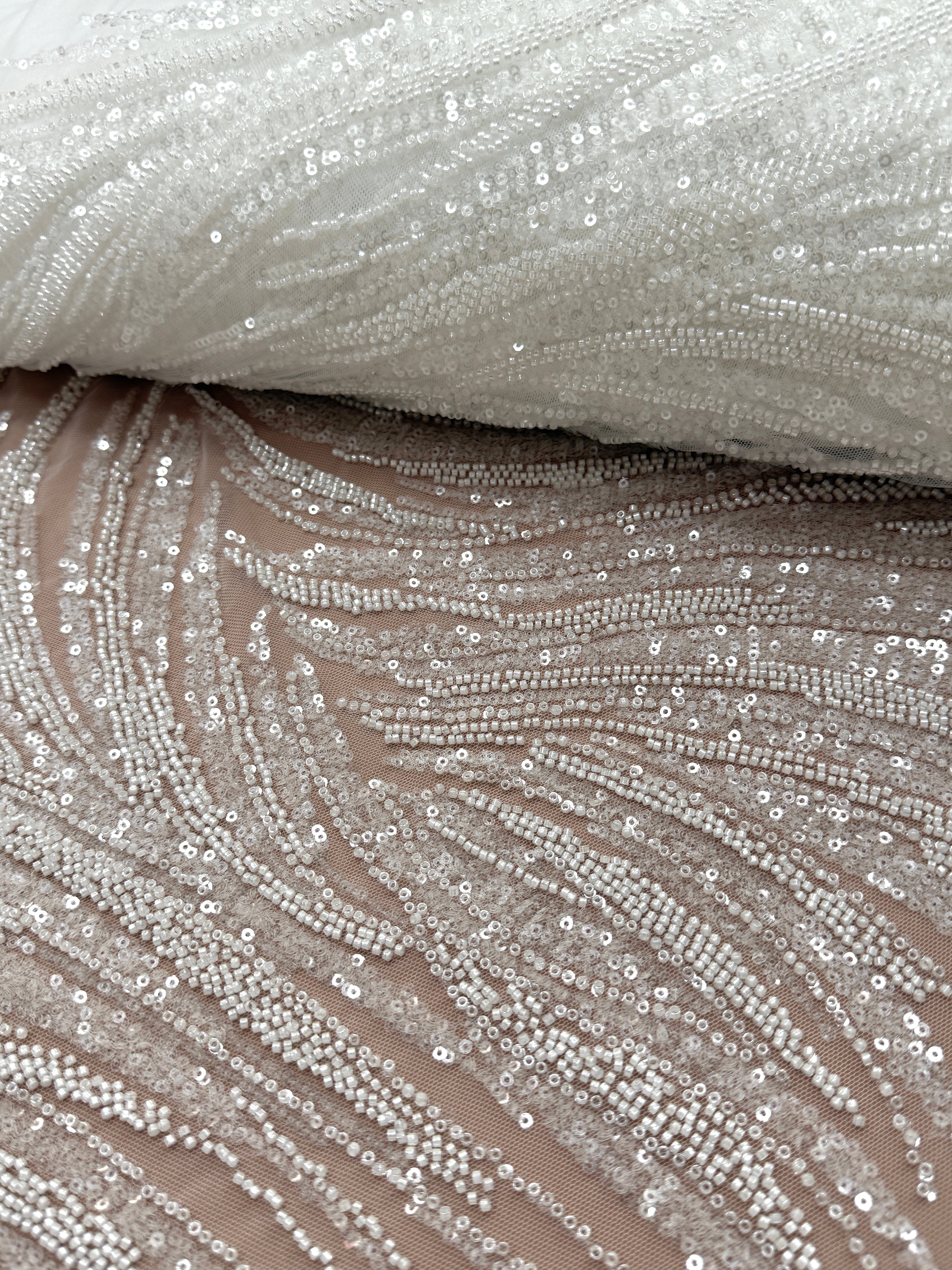 Dantela Couture Ivory cu Panou, cu Margele si Paiete