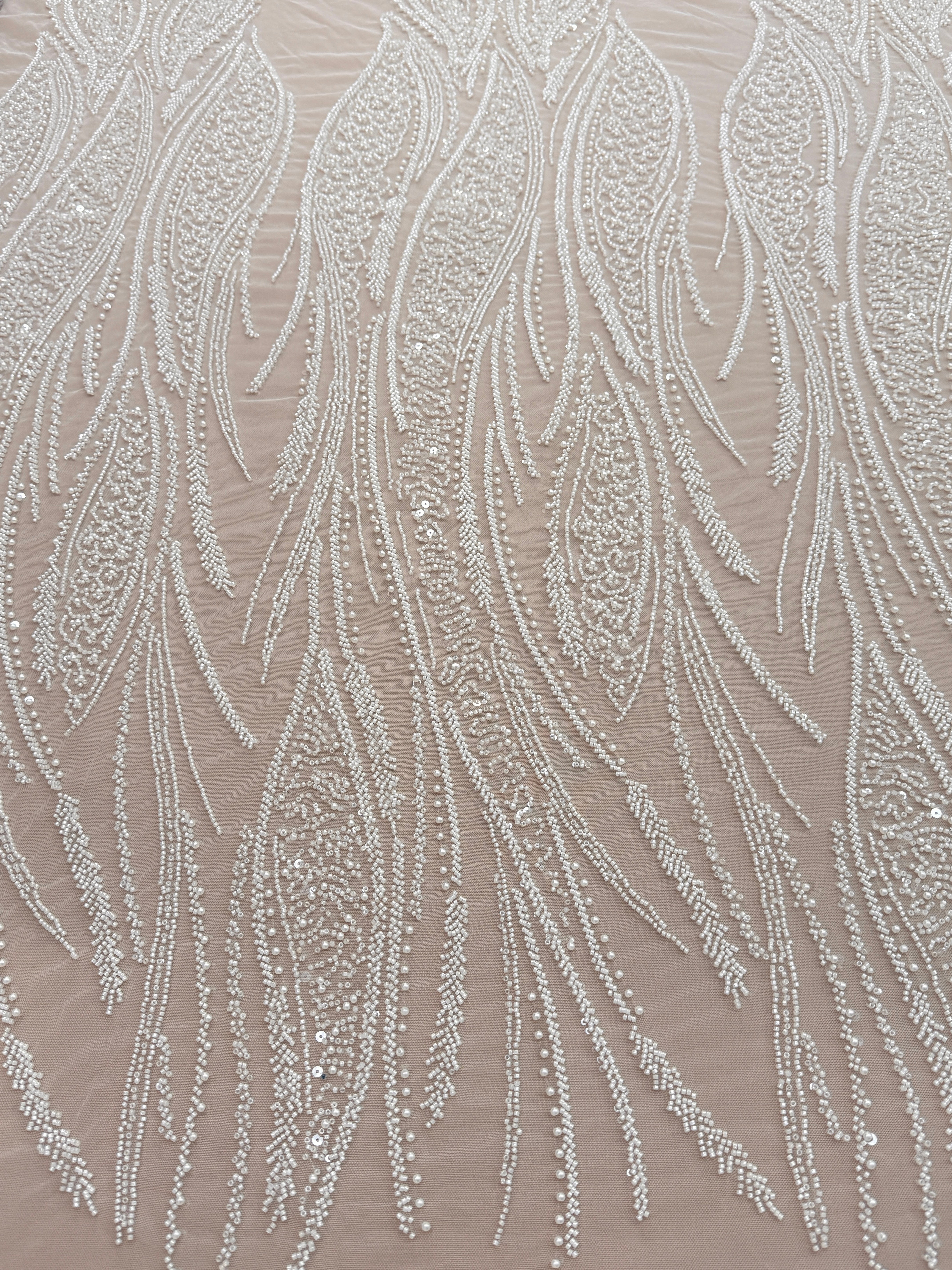 Dantela Couture Ivory cu Panou cu Perle, Margele si Paiete