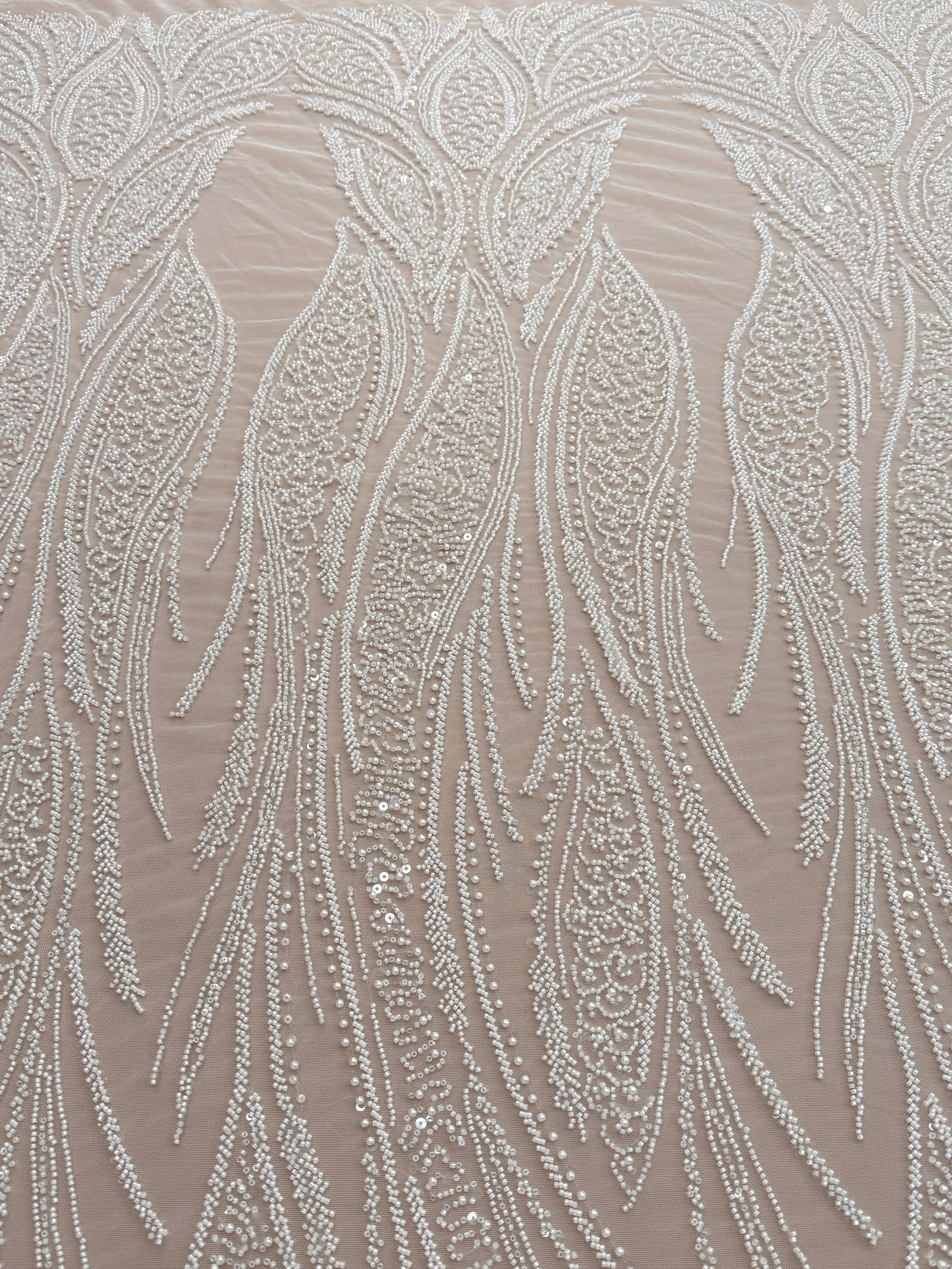Dantela Couture Ivory cu Panou cu Perle, Margele si Paiete
