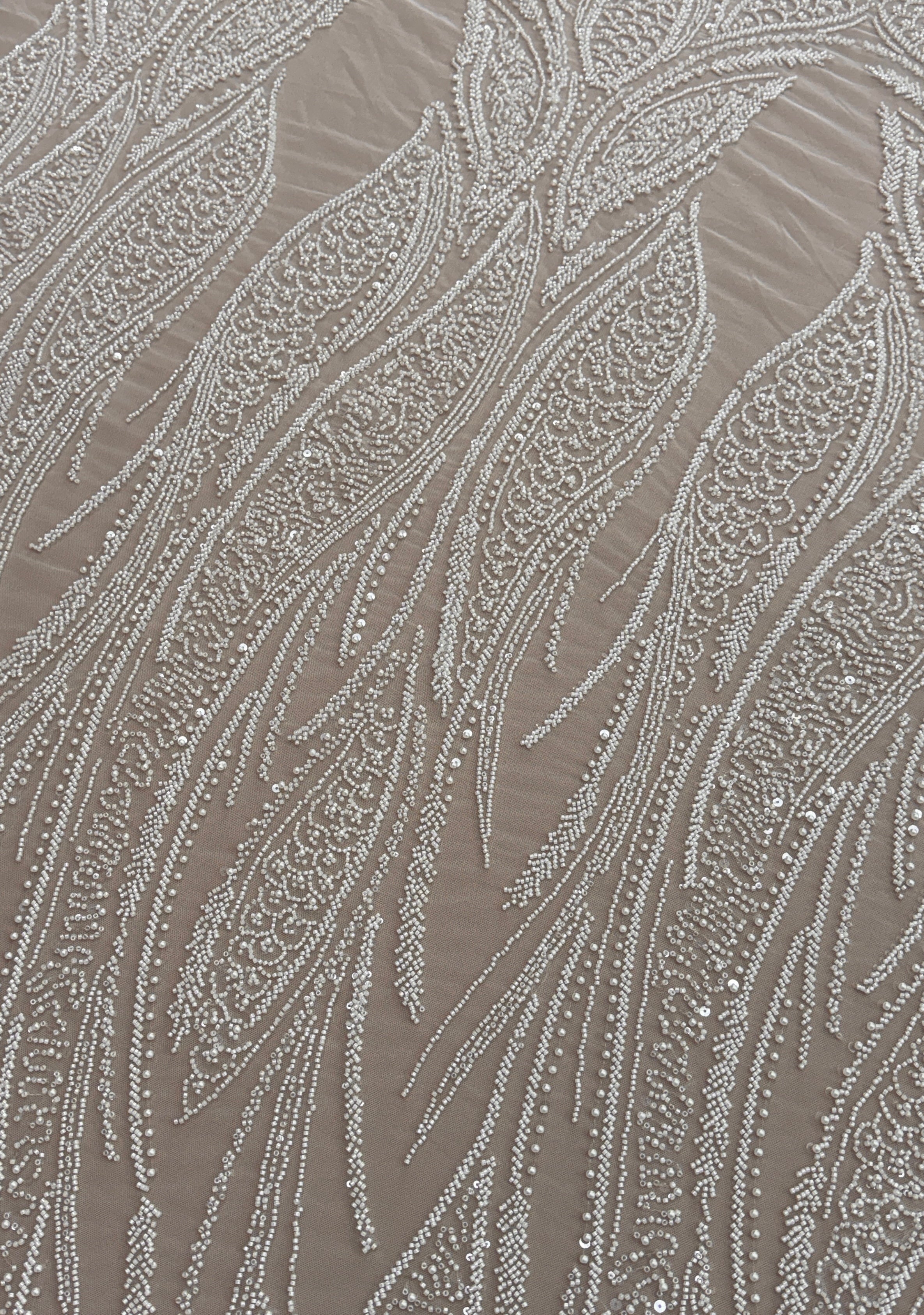 Dantela Couture Ivory cu Panou cu Perle, Margele si Paiete