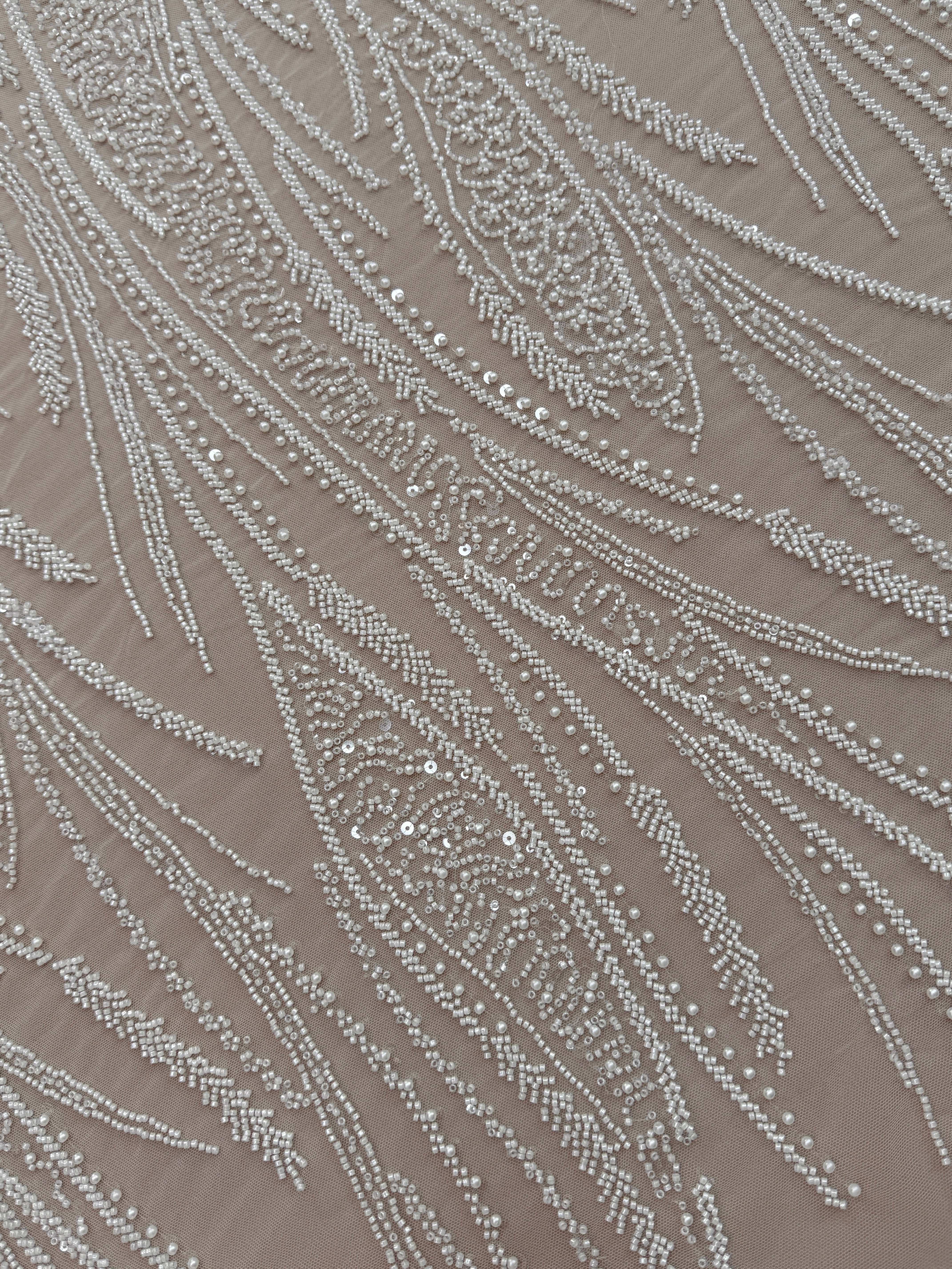 Dantela Couture Ivory cu Panou cu Perle, Margele si Paiete