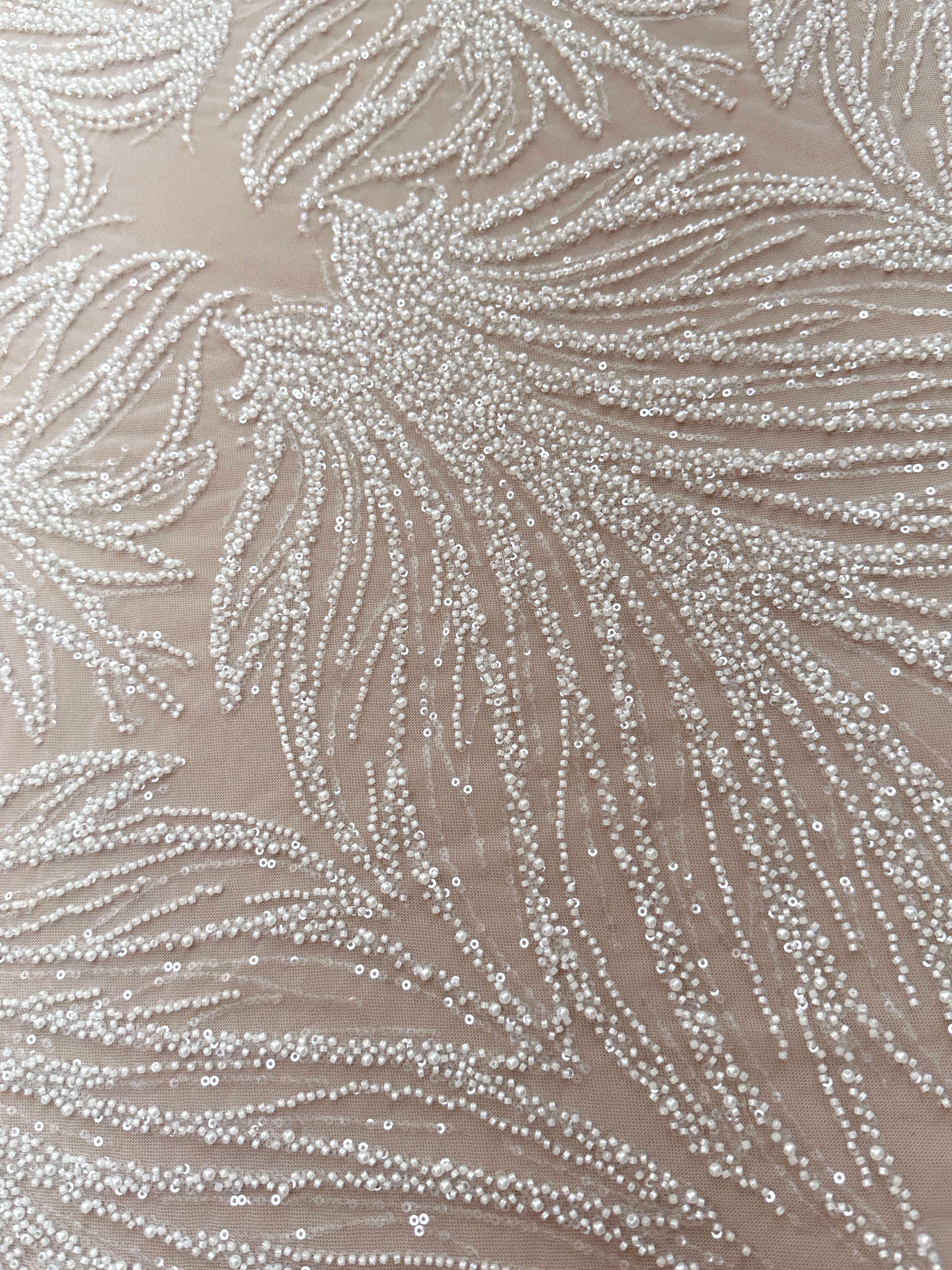 Dantela Couture Ivory cu Model Geometric, cu Perle, Margele si Paiete