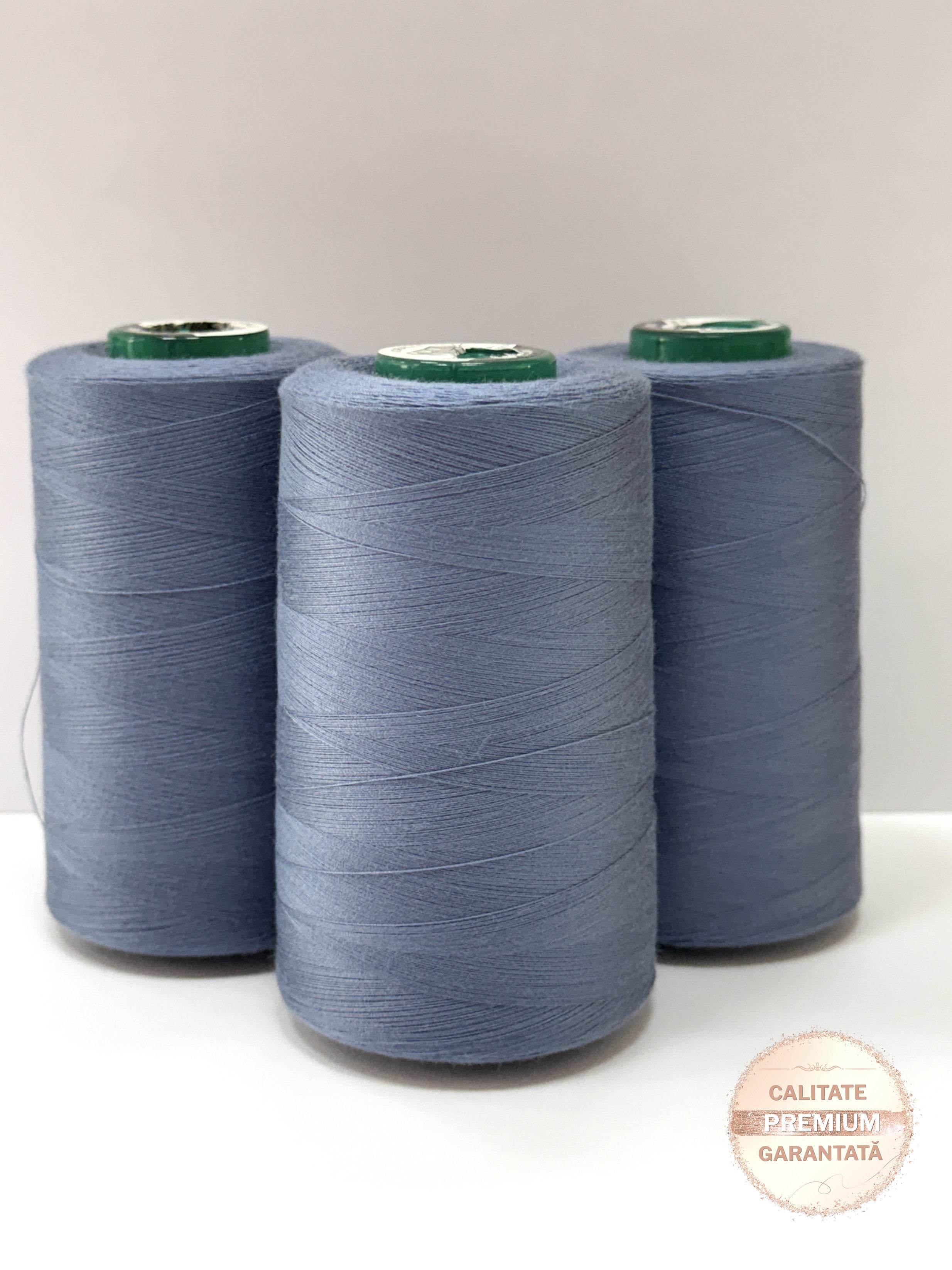 Ata de cusut Albastru Prafuit, 100% Spun Polyester (120)