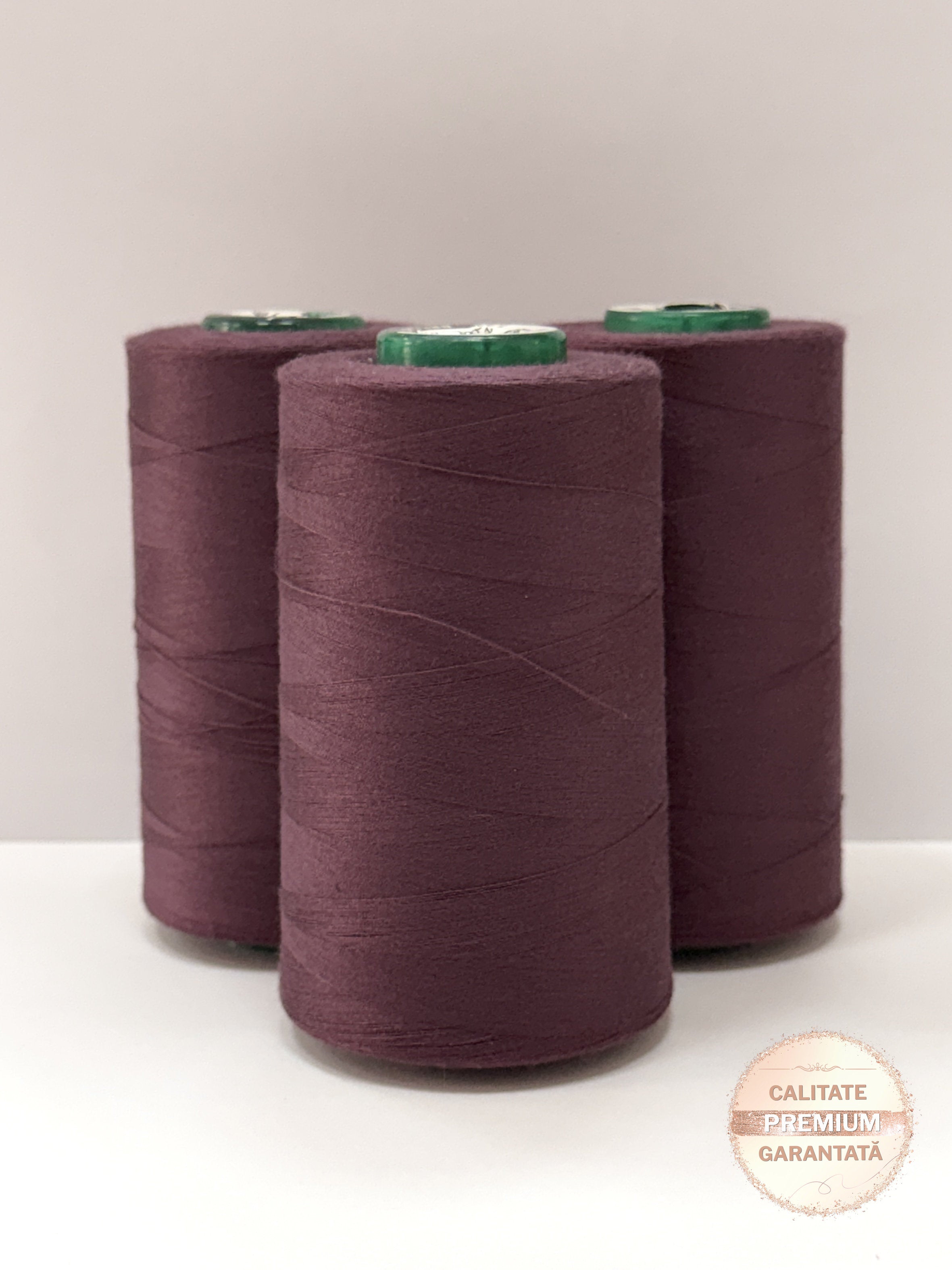 Ata de cusut Mov Pruna, 100% Spun Polyester (120)