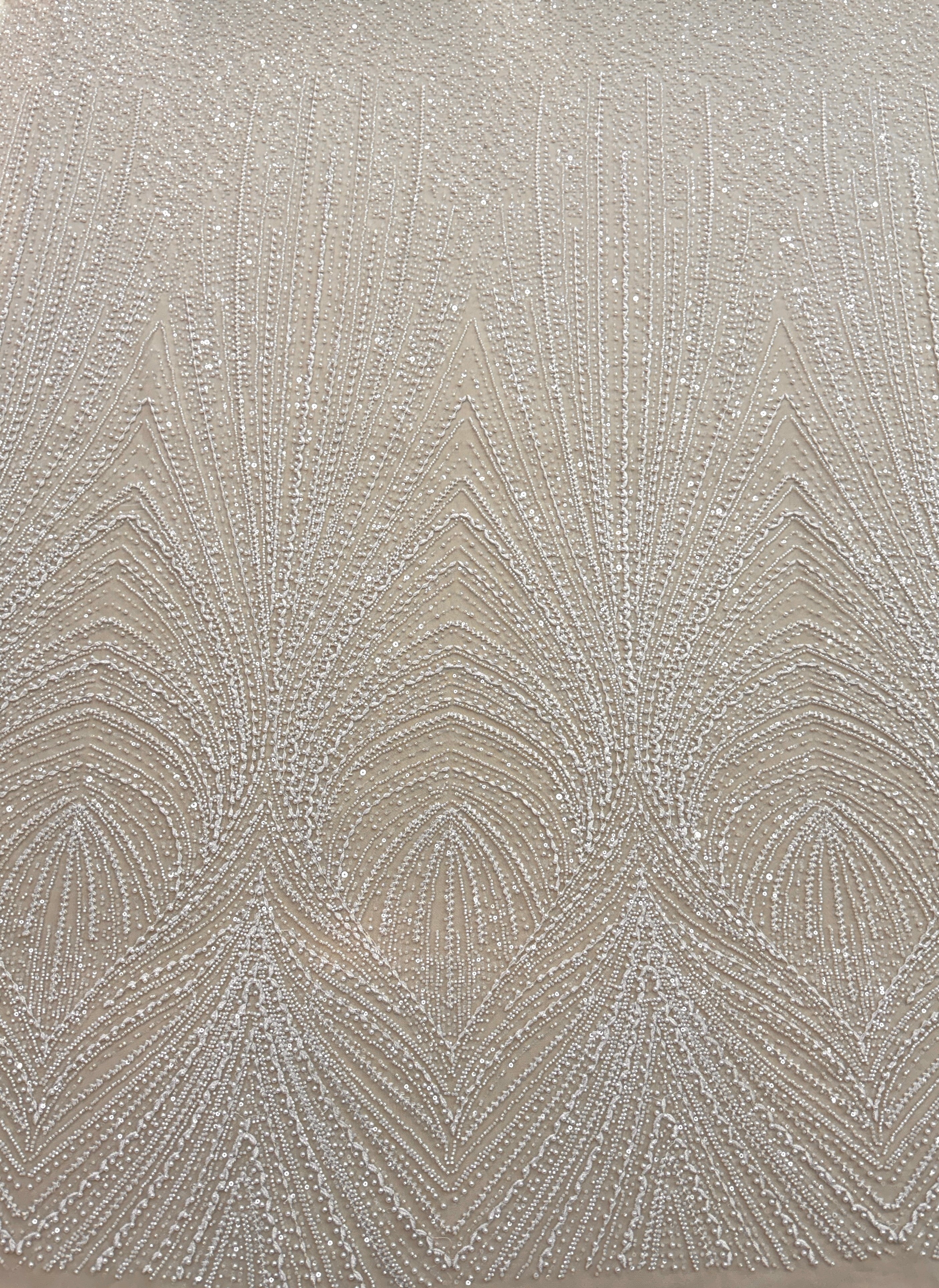 Dantela Couture Ivory cu Model Geometric, cu Perle, Margele si Paiete