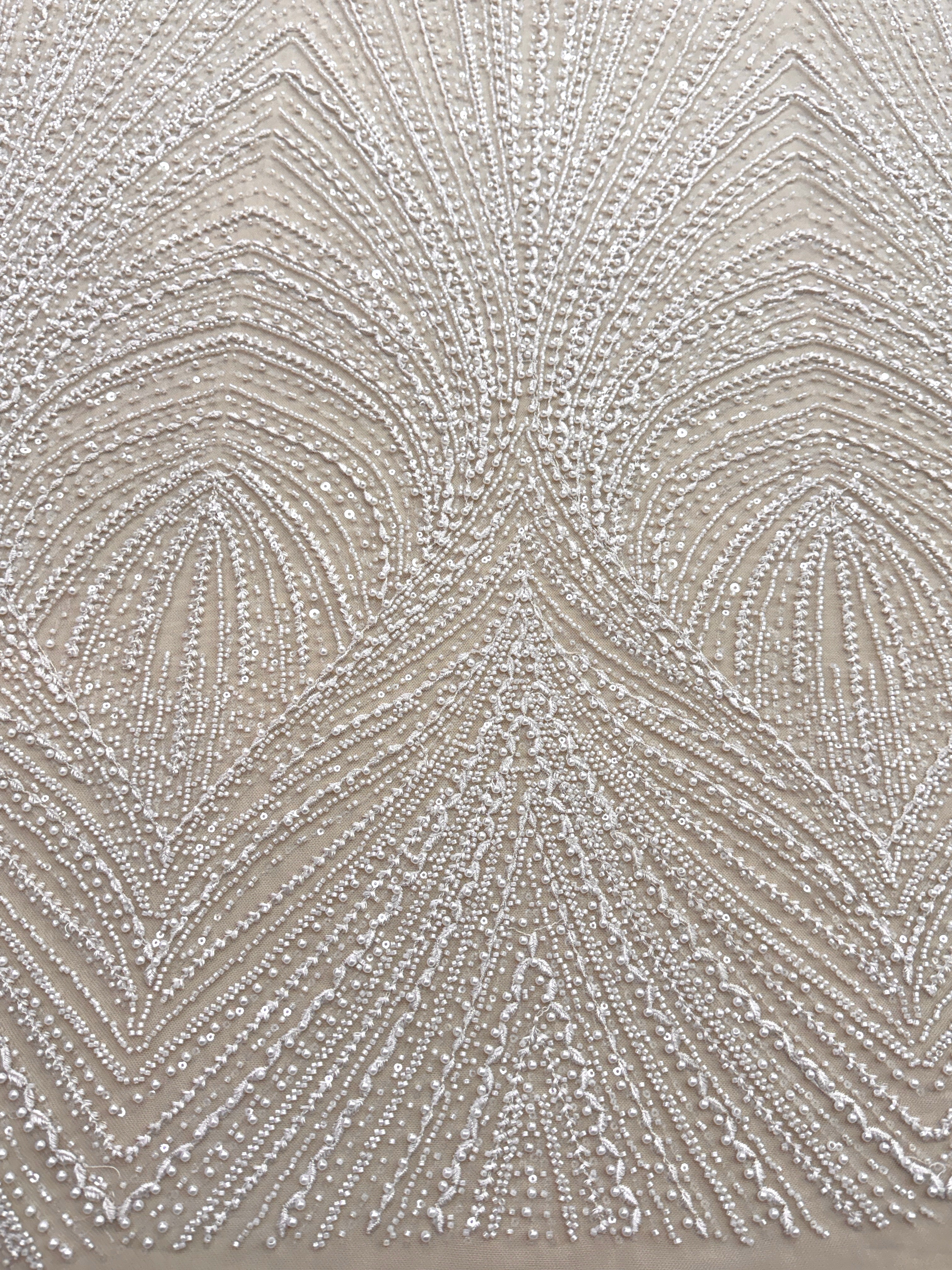Dantela Couture Ivory cu Model Geometric, cu Perle, Margele si Paiete
