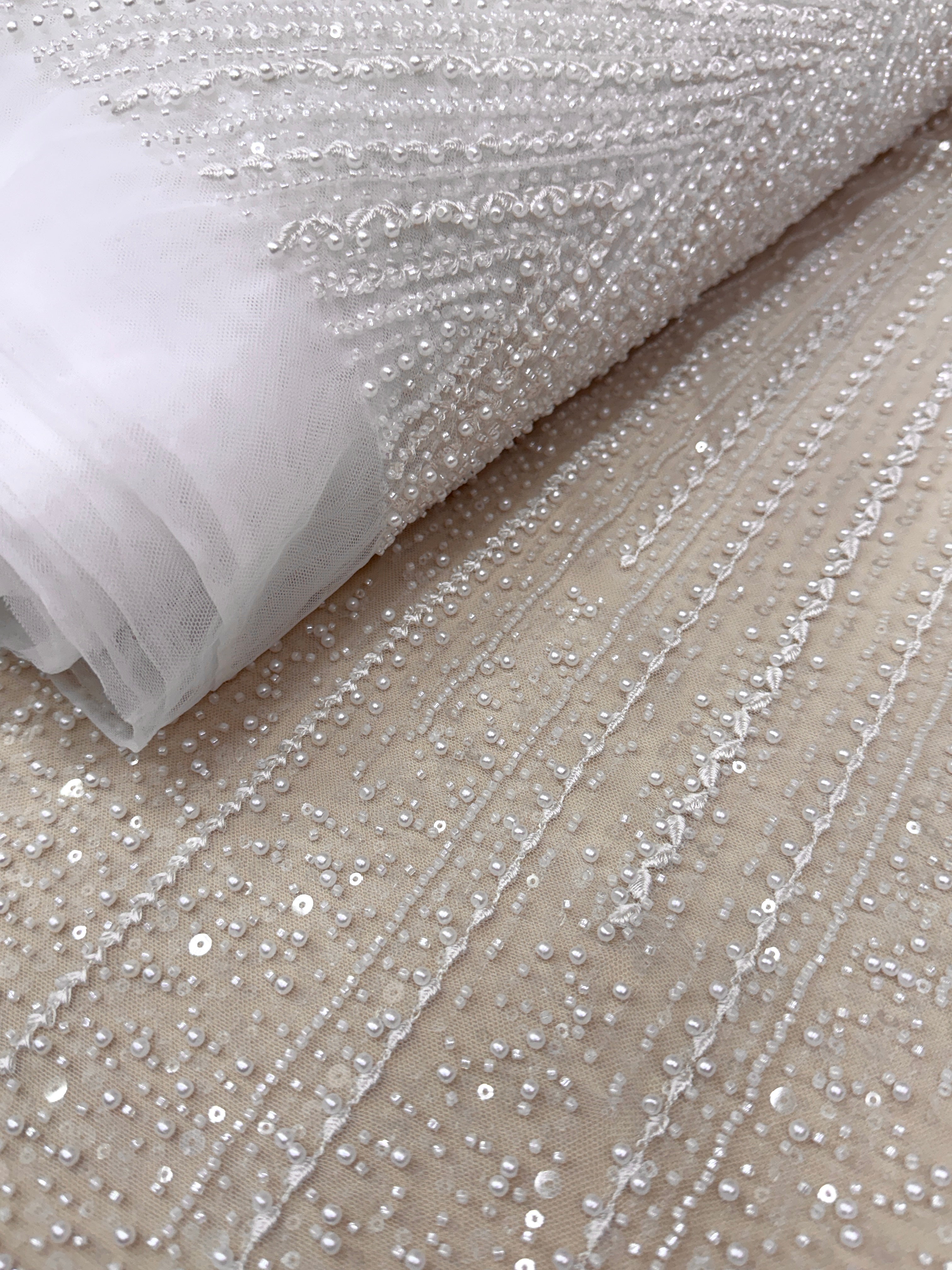 Dantela Couture Ivory cu Model Geometric, cu Perle, Margele si Paiete