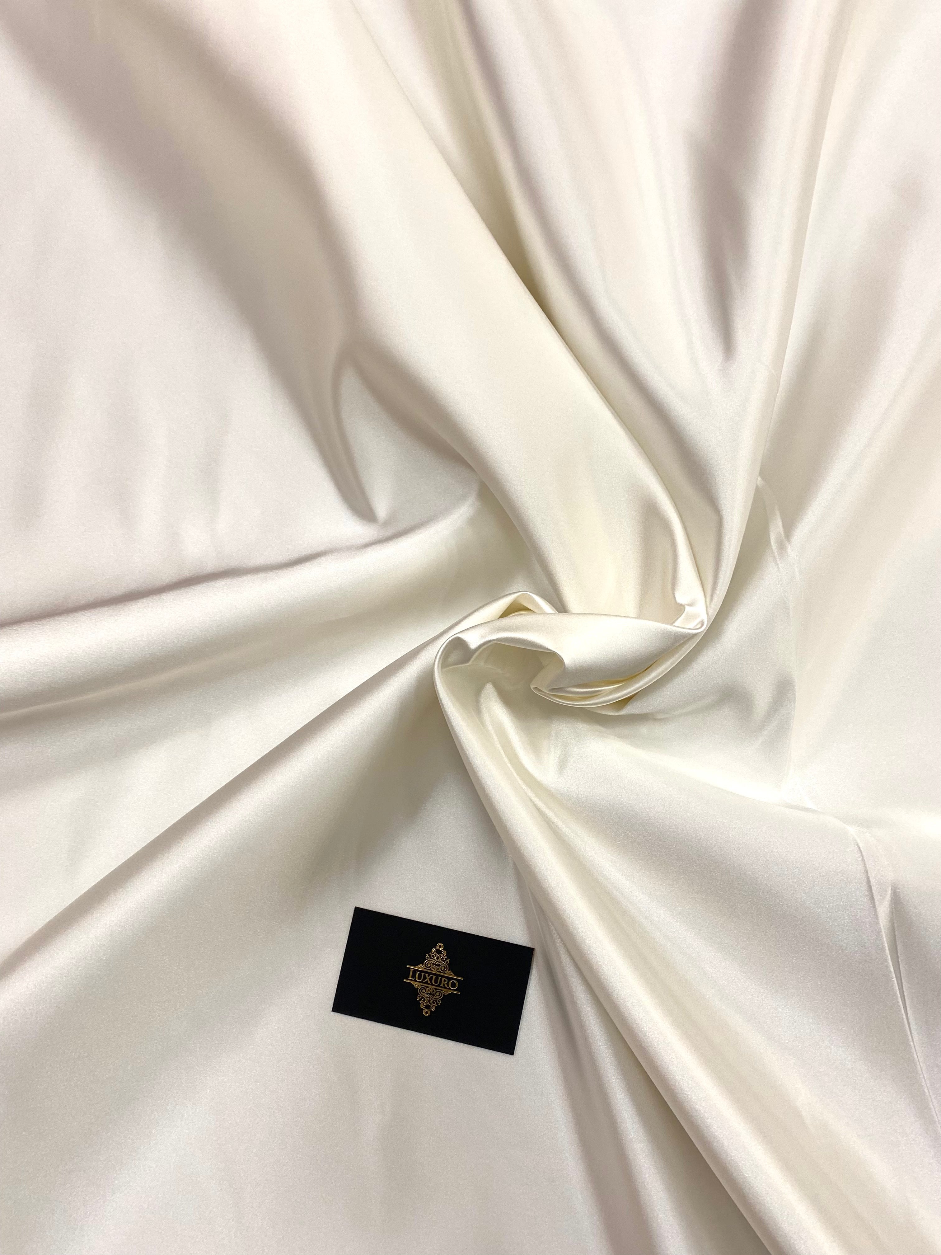 Tafta Fixa Duchesse Crem Deschis - 3 m Latime