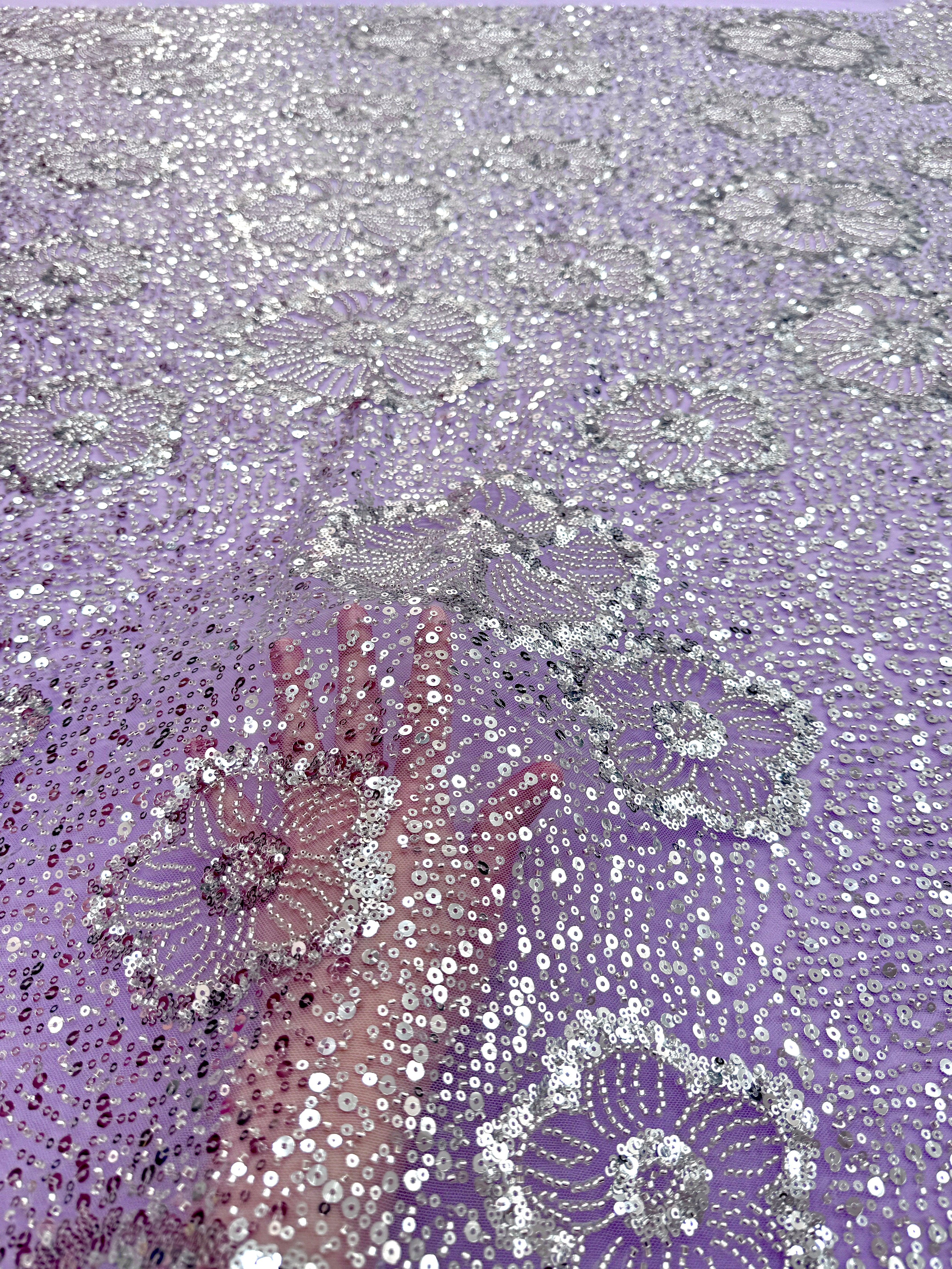 Dantela Couture Argintie pe Tulle Lavanda cu Model Floral, cu Margele si Paiete