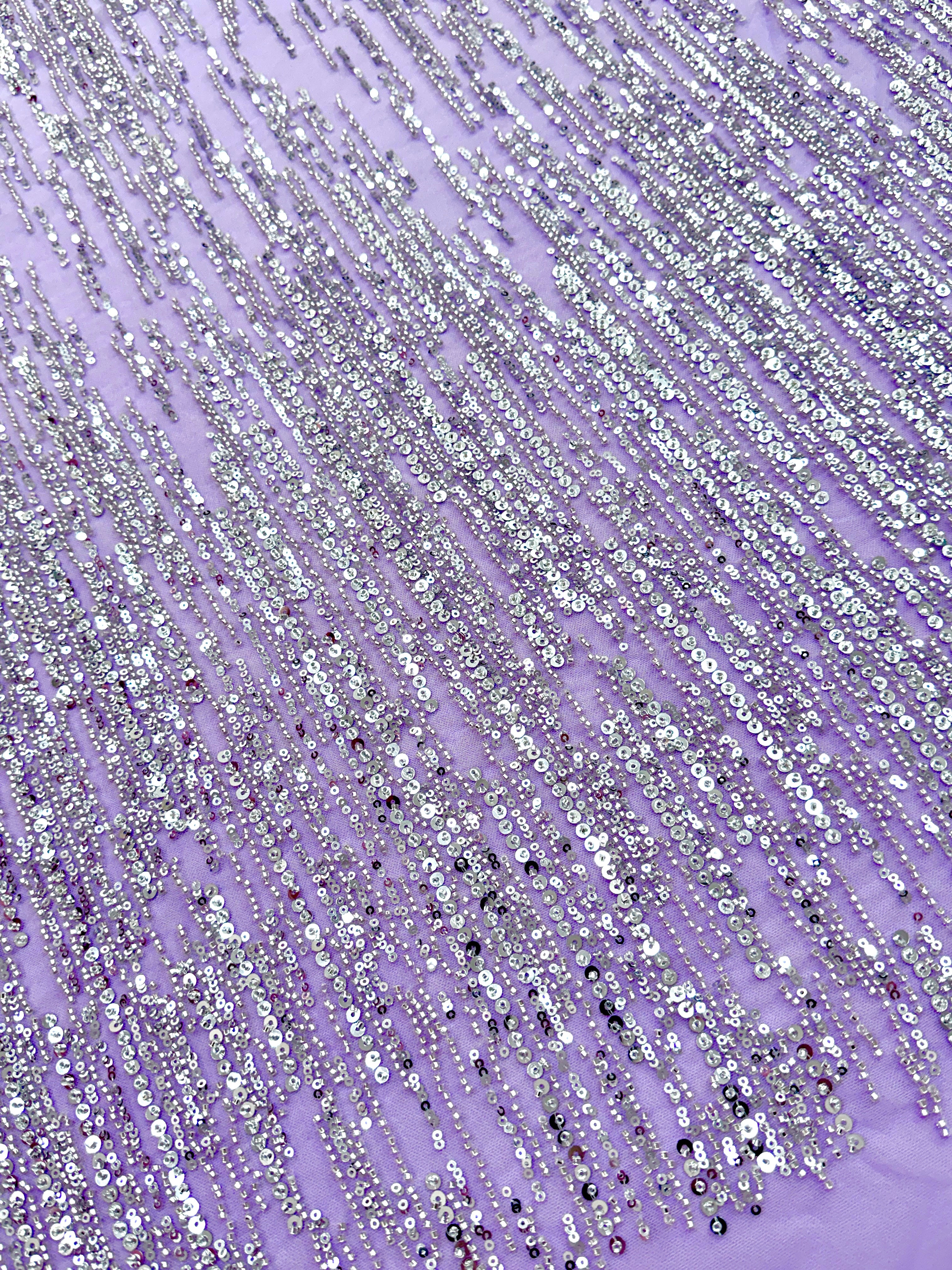 Dantela Couture Argintie pe Tulle Lavanda cu Model Liniar, cu Margele si Paiete