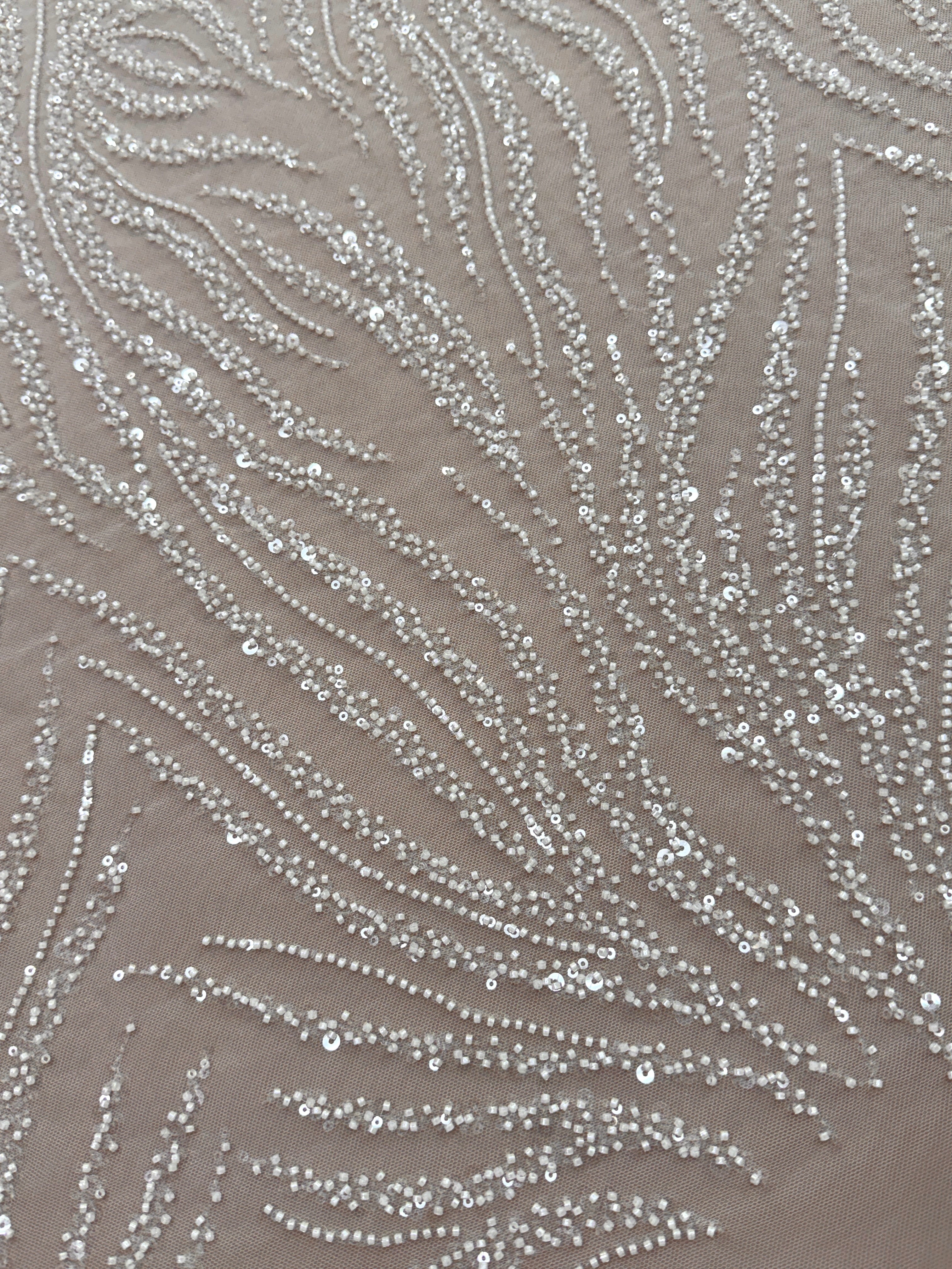Dantela Couture Ivory cu Siraguri, cu Margele si Paiete