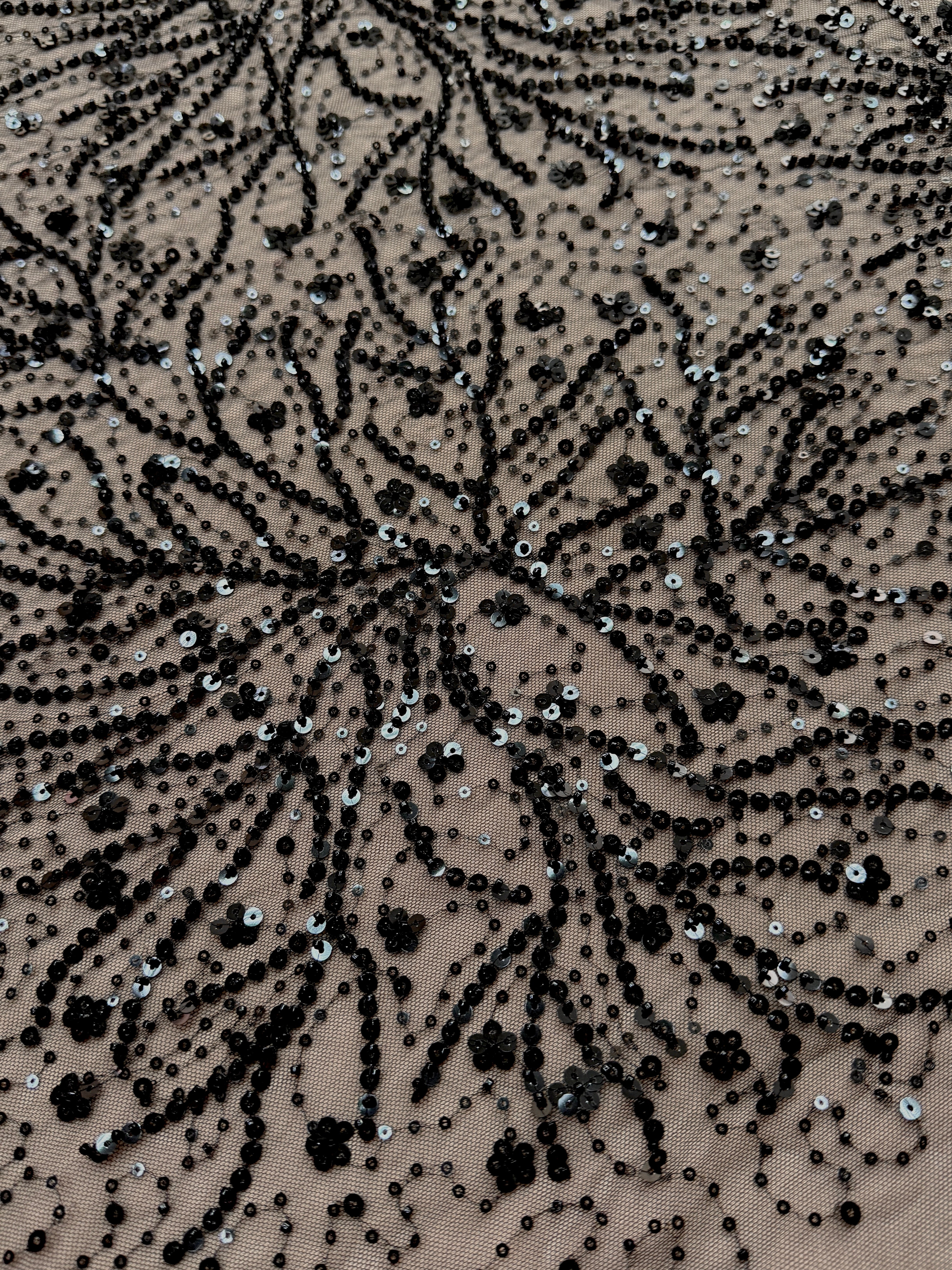 Dantela Couture Neagra cu Model Floral, cu Margele si Paiete