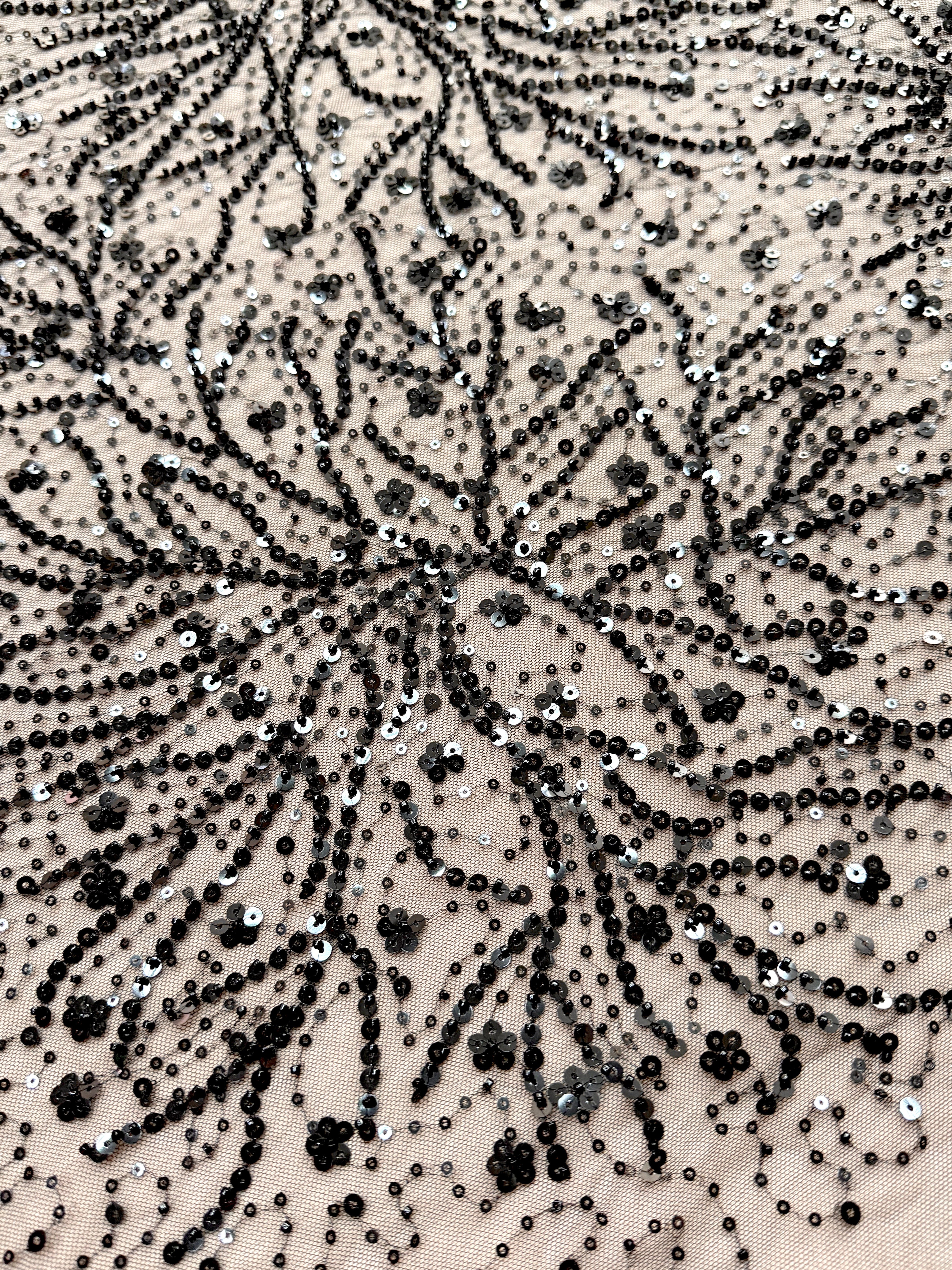 Dantela Couture Neagra cu Model Floral, cu Margele si Paiete