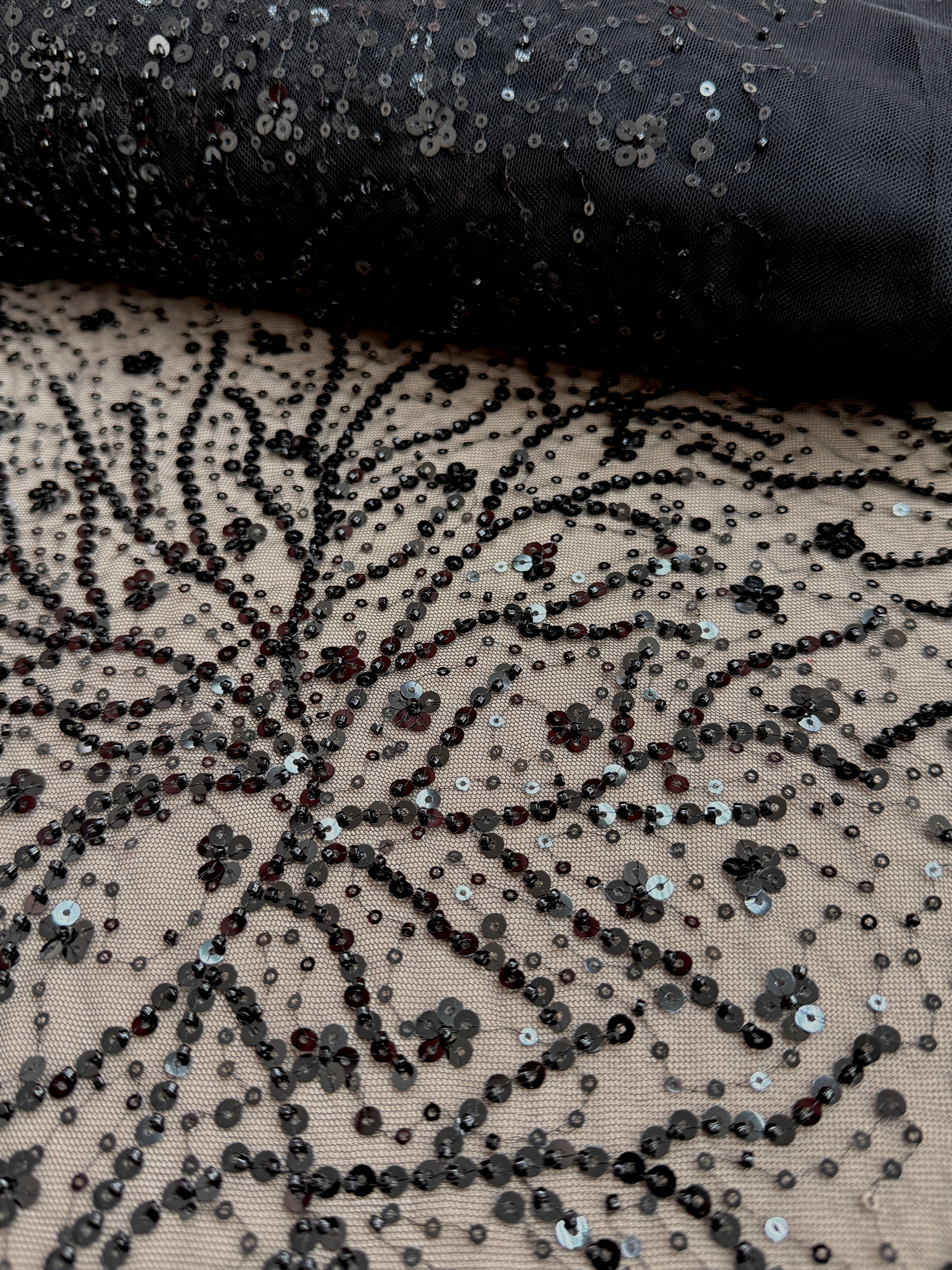Dantela Couture Neagra cu Model Floral, cu Margele si Paiete