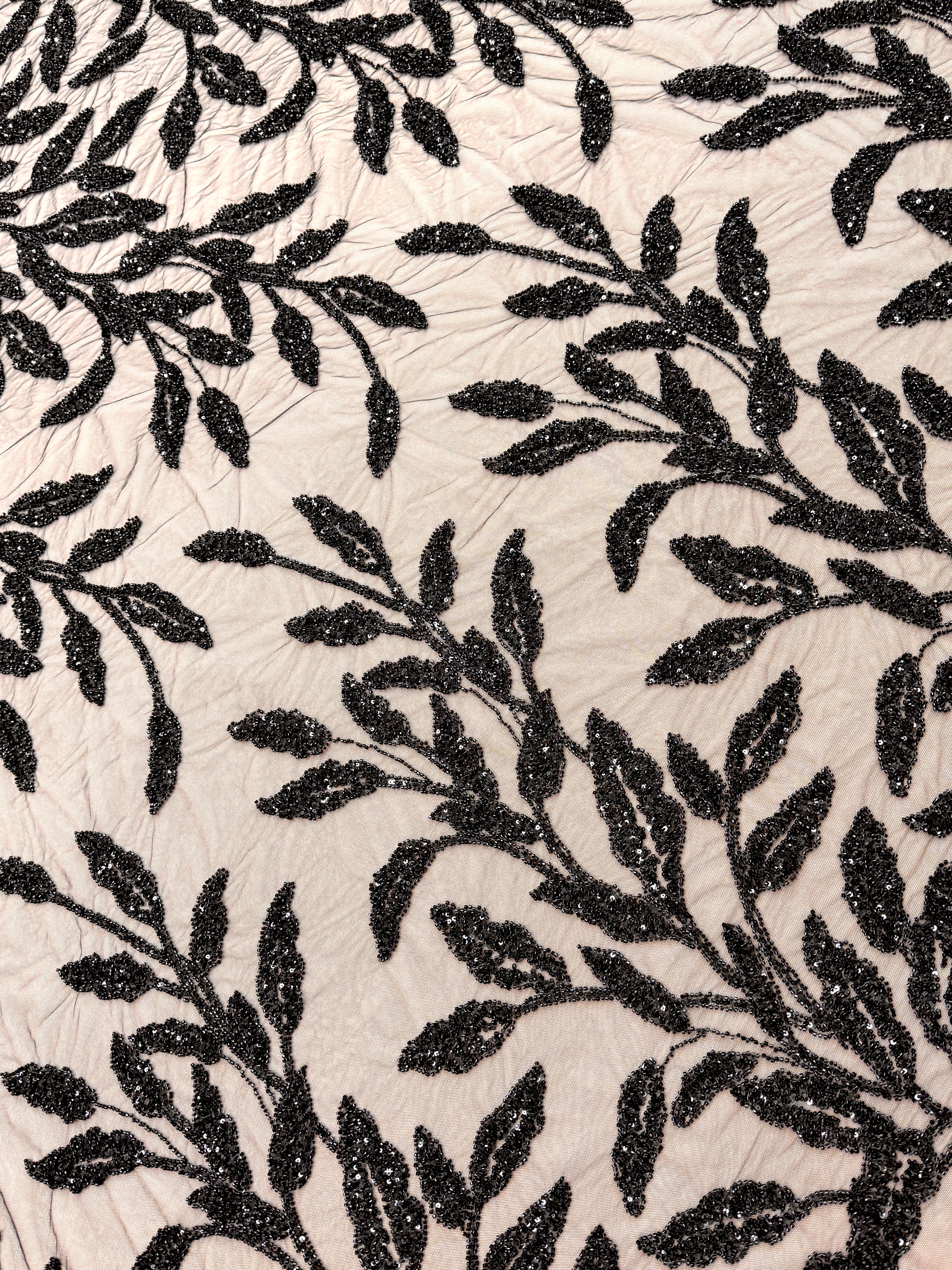 Dantela Couture Neagra cu Model Floral, cu Margele si Paiete