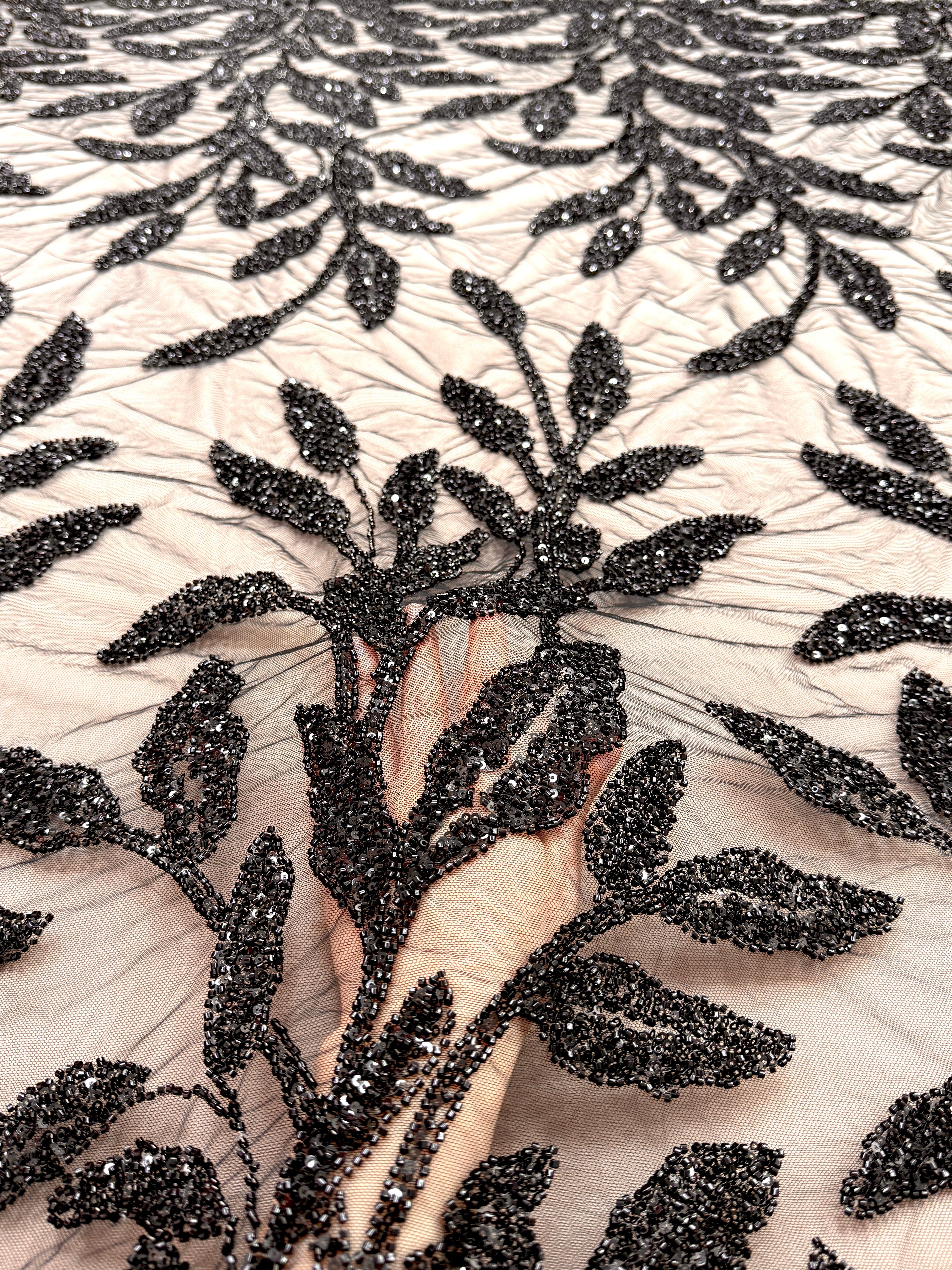 Dantela Couture Neagra cu Model Floral, cu Margele si Paiete