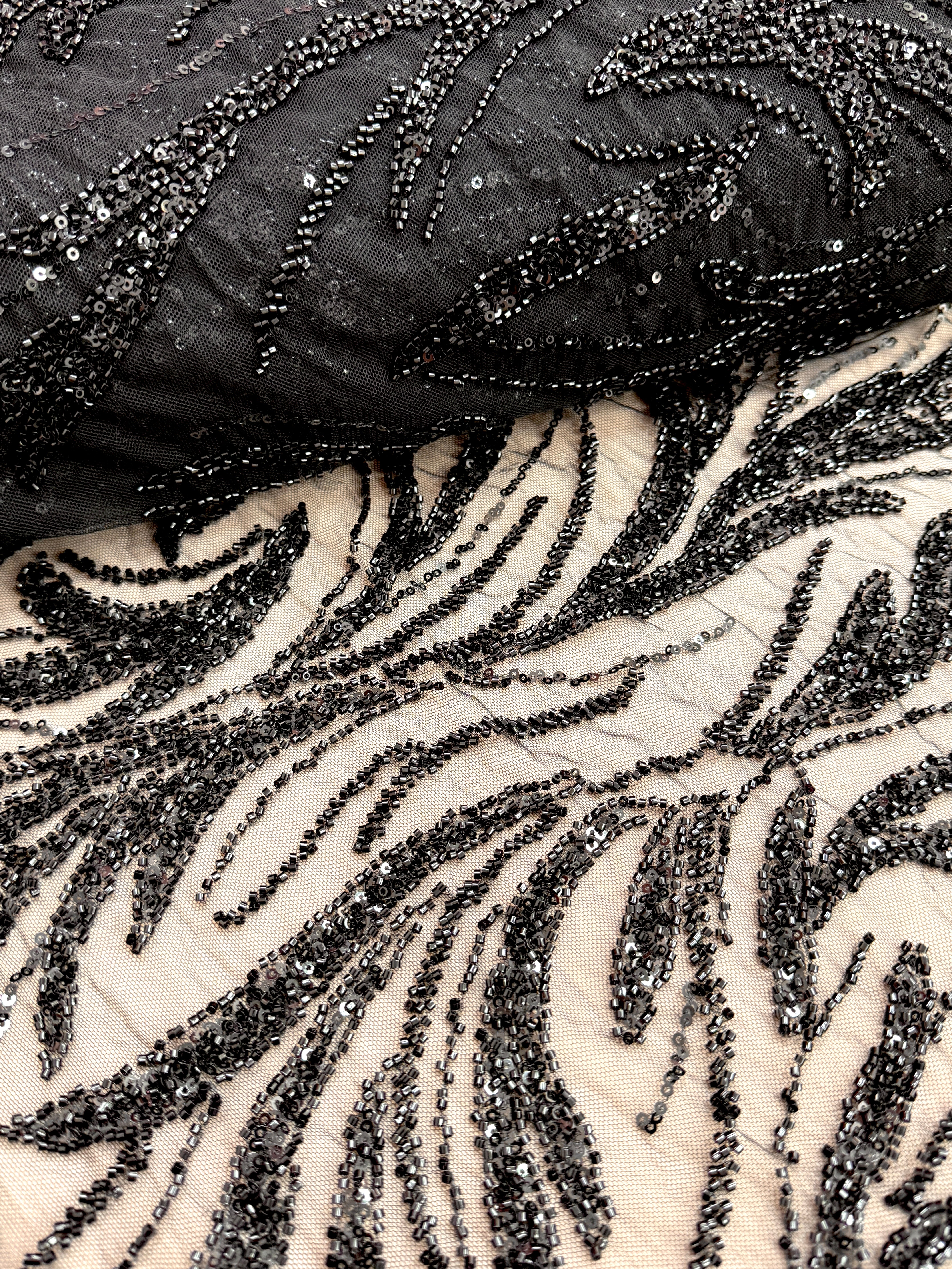 Dantela Couture Neagra, cu Margele si Paiete
