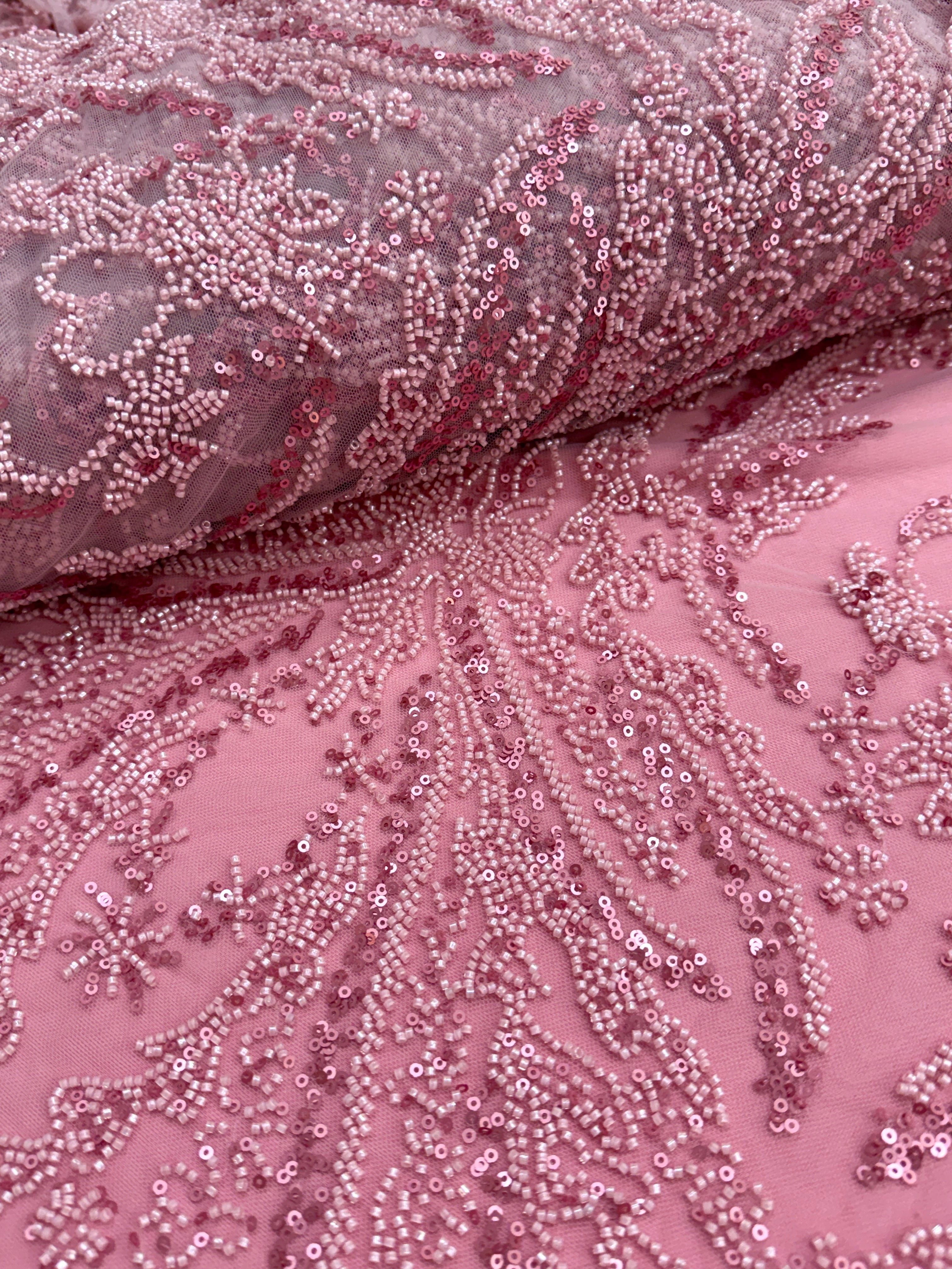 Dantela Couture Roz cu Model Floral, cu Margele si Paiete