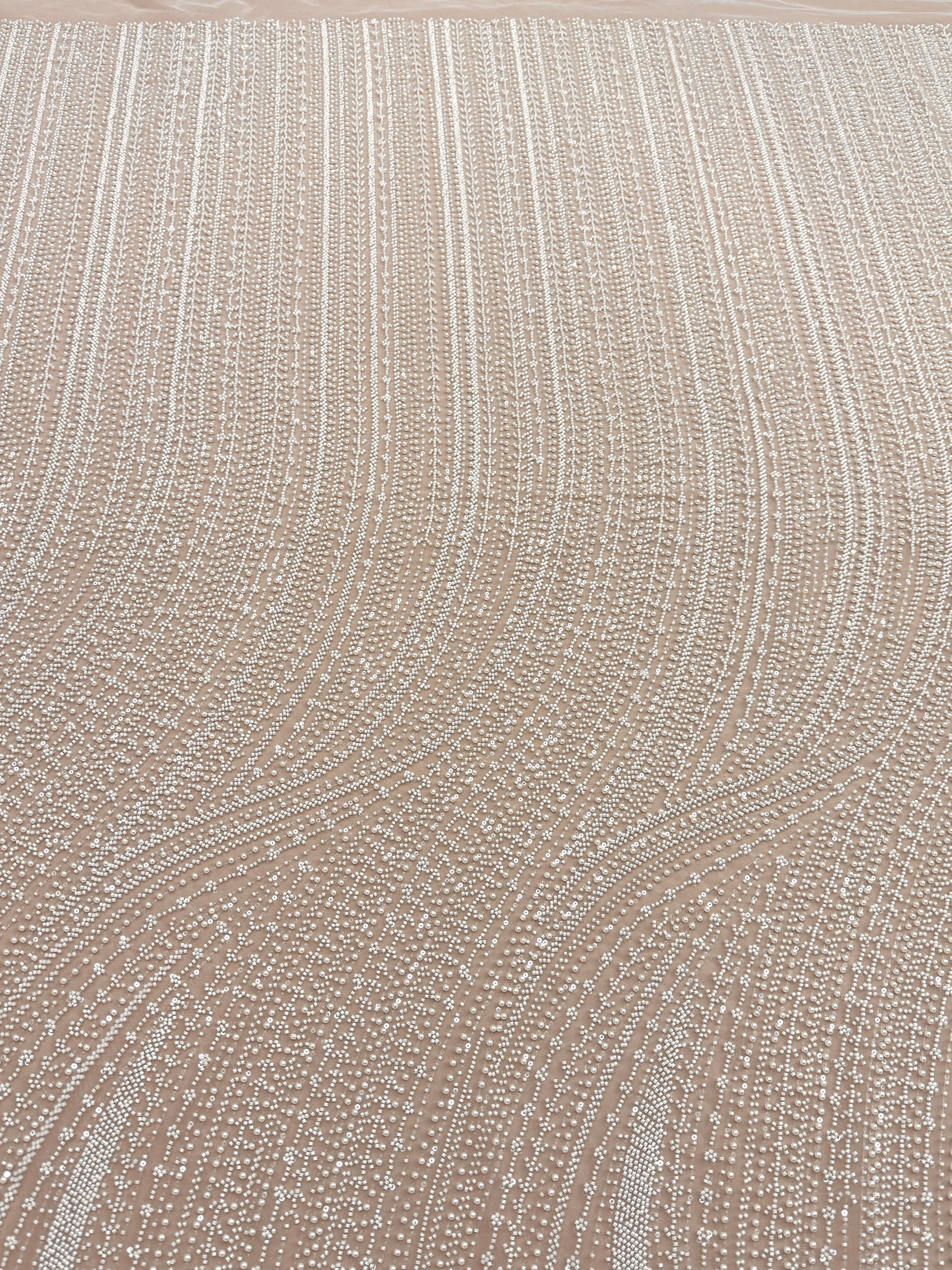 Dantela Couture Ivory cu Model Liniar, cu Perle, Margele si Paiete