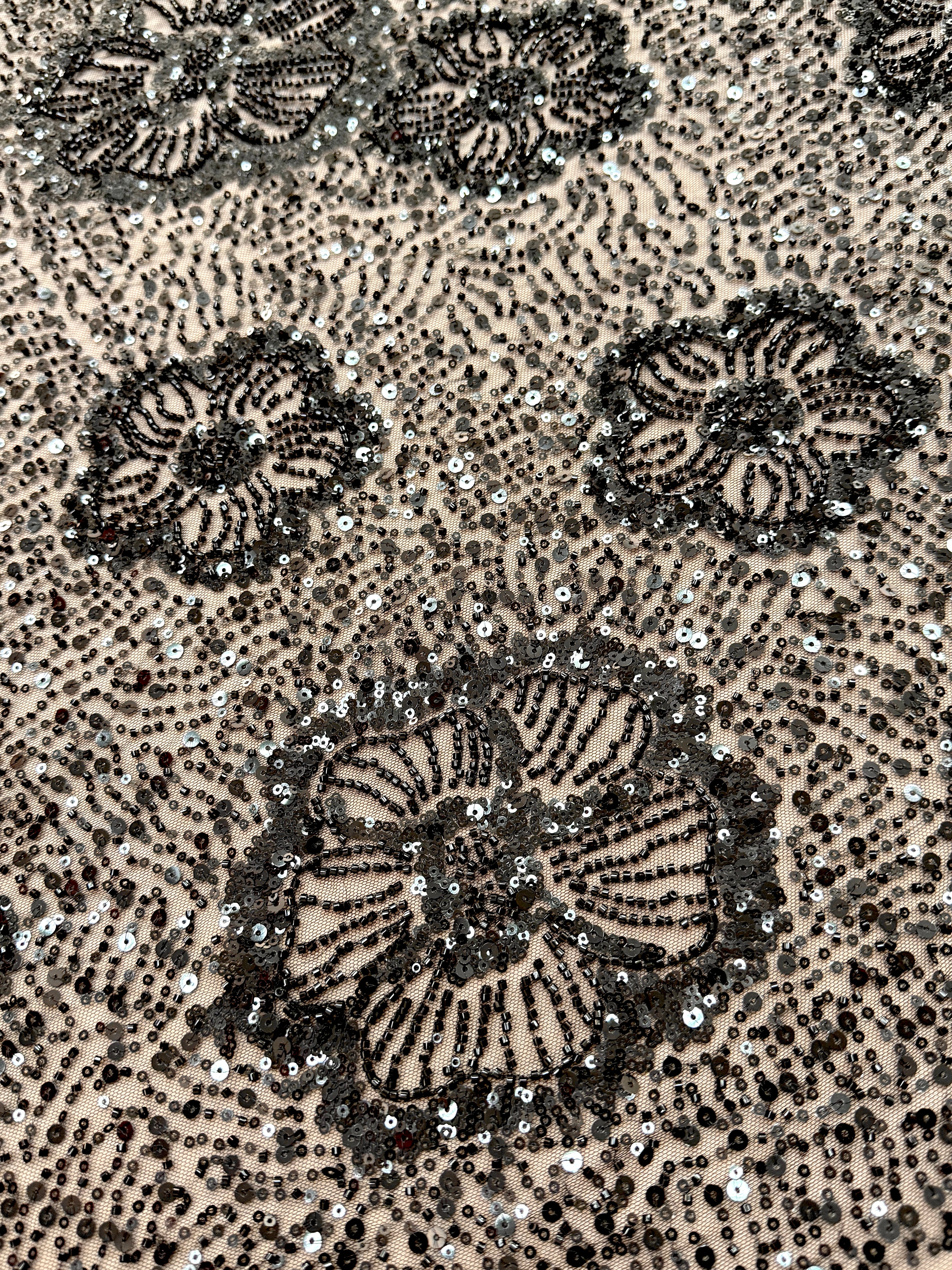 Dantela Couture Neagra cu Model Floral, cu Margele si Paiete