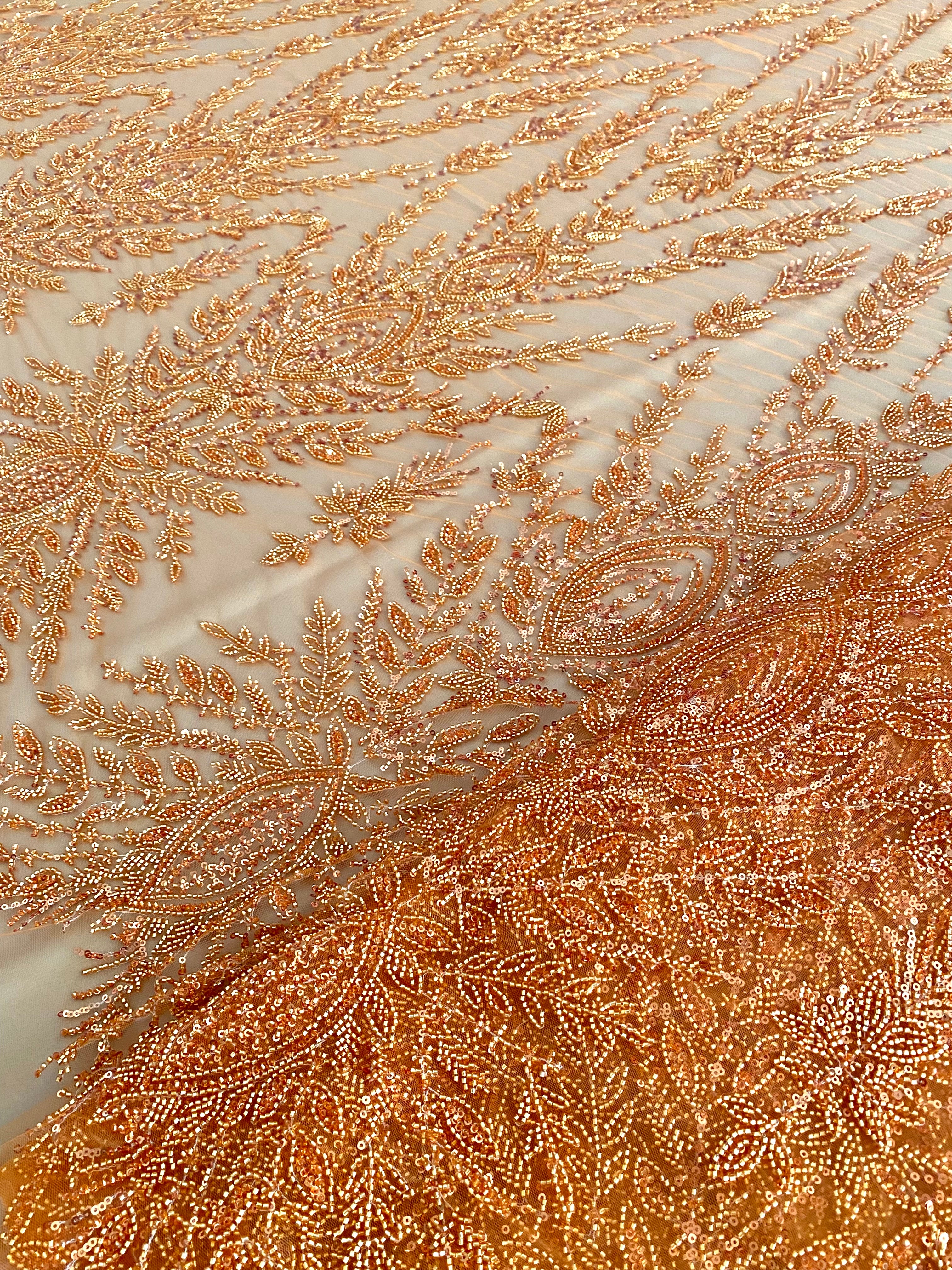 Dantela Couture Portocaliu Ars cu Model Simetric, cu Margele si Paiete