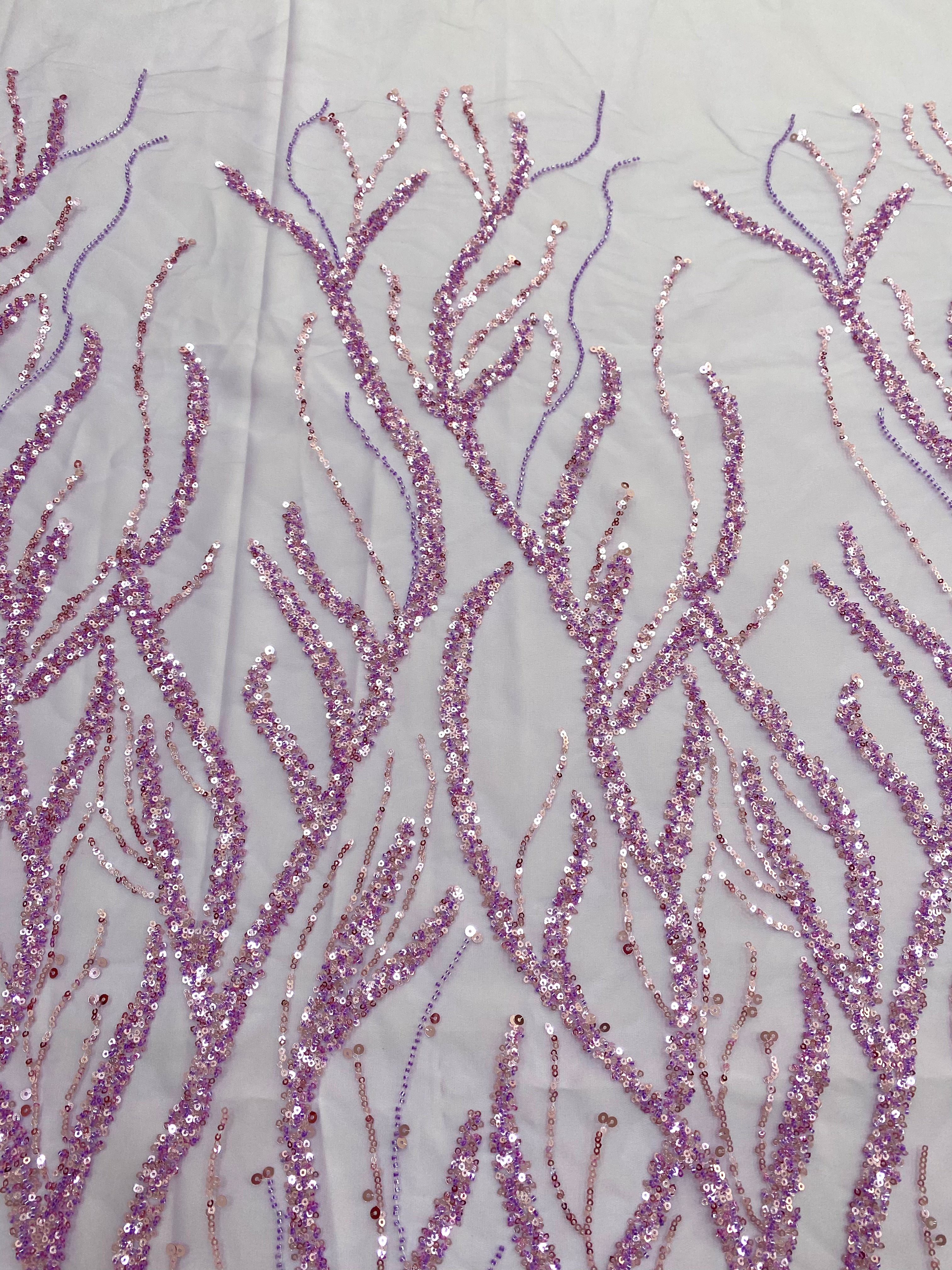Dantela Couture Lavanda cu Siraguri, Margele si Paiete