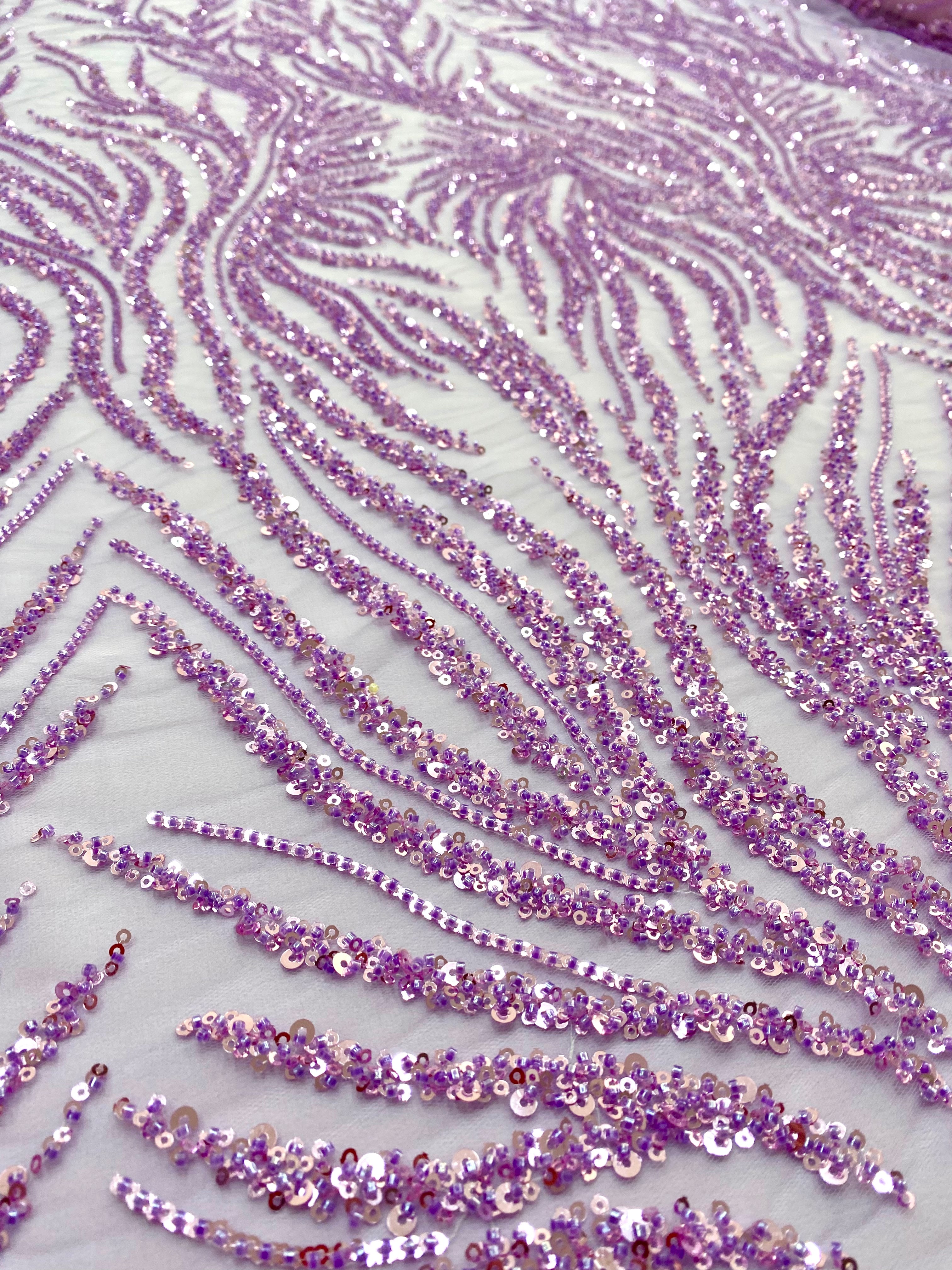 Dantela Couture Lavanda cu Siraguri, cu Margele si Paiete