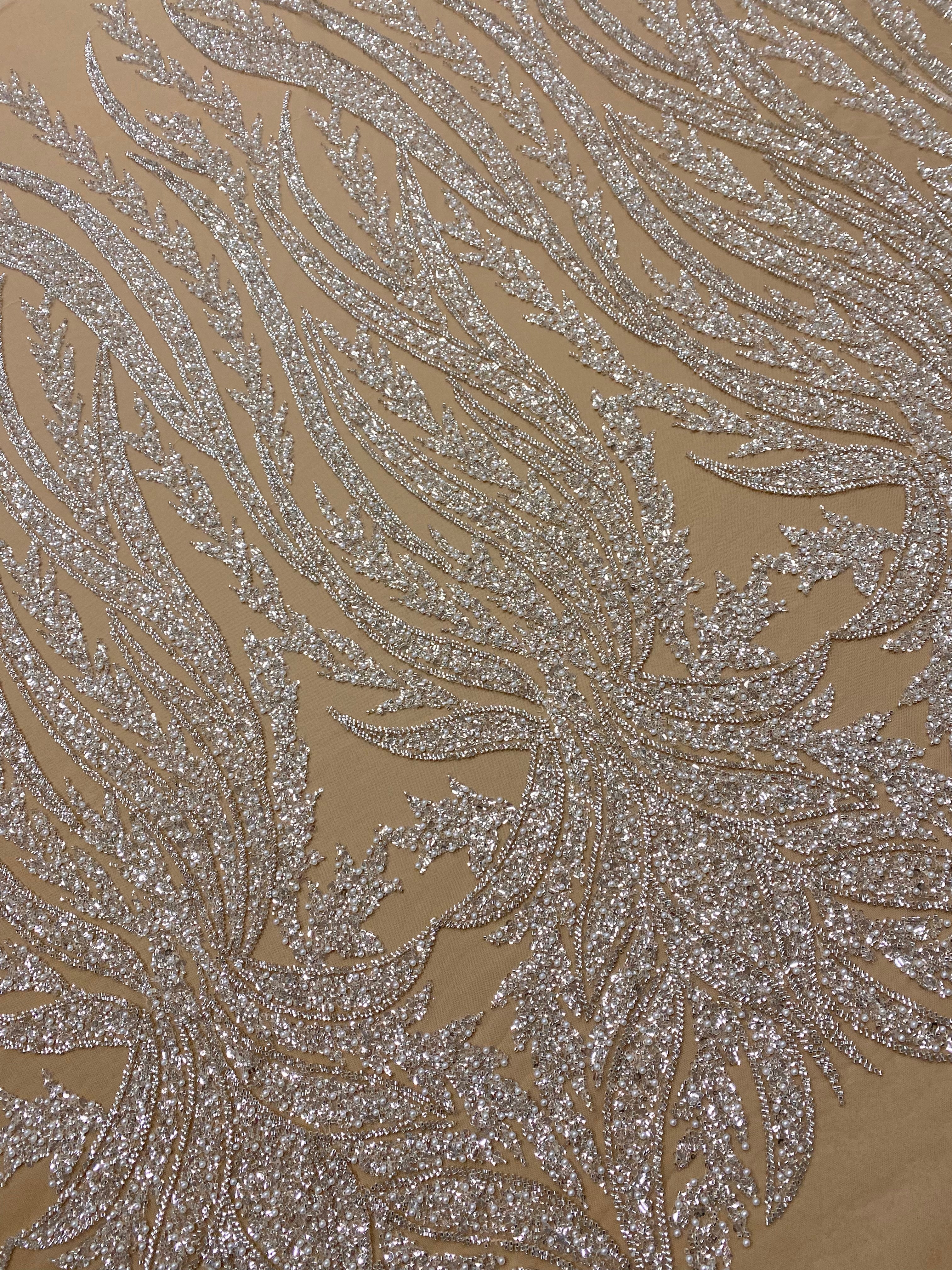 Dantela Couture Argintie pe Tulle Nude cu Panou, cu Perle, Margele si Paiete