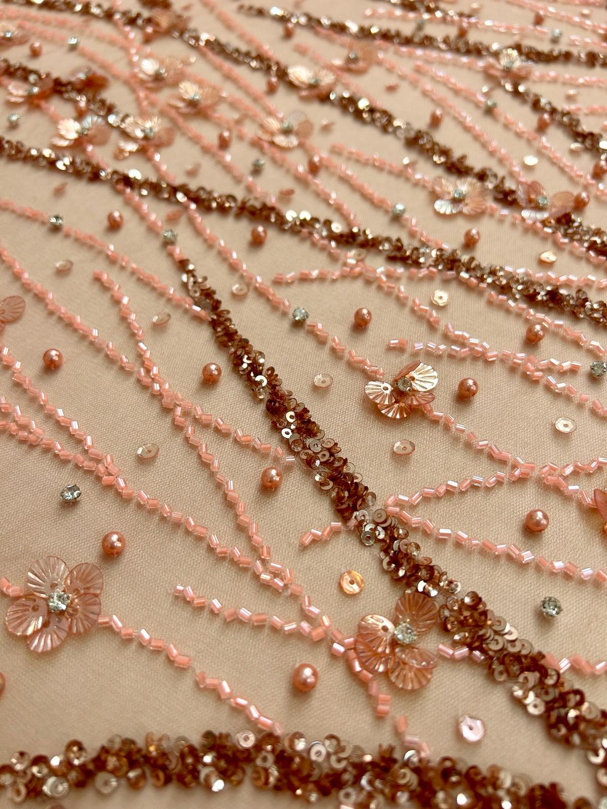 Dantela Auriu Rose Haute Couture