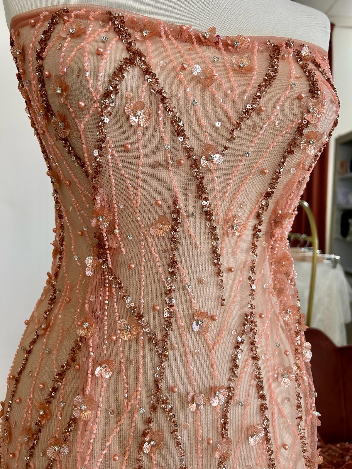 Dantela Auriu Rose Haute Couture