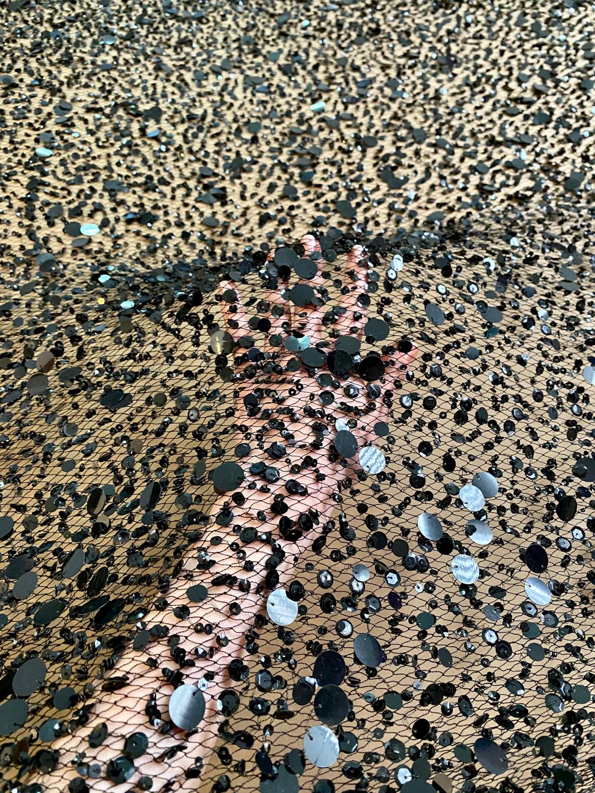 Plasa Neagra Haute Couture