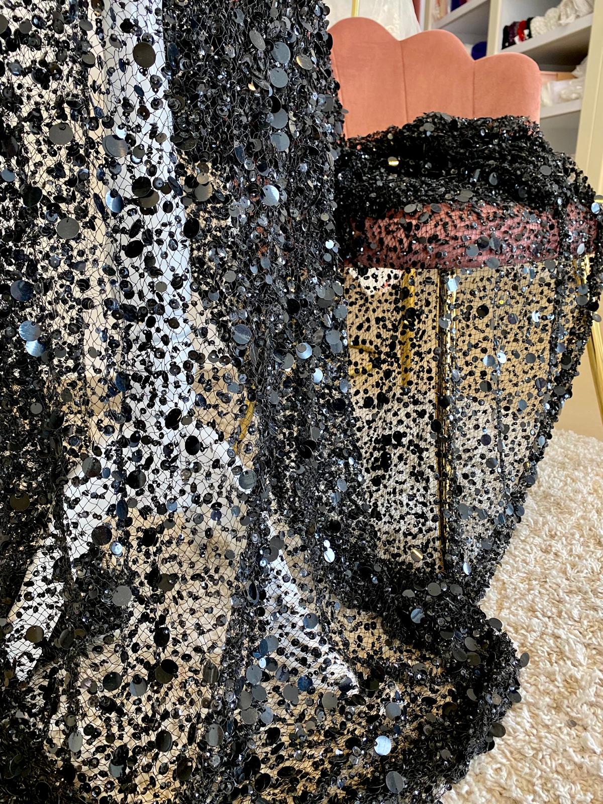 Plasa Neagra Haute Couture